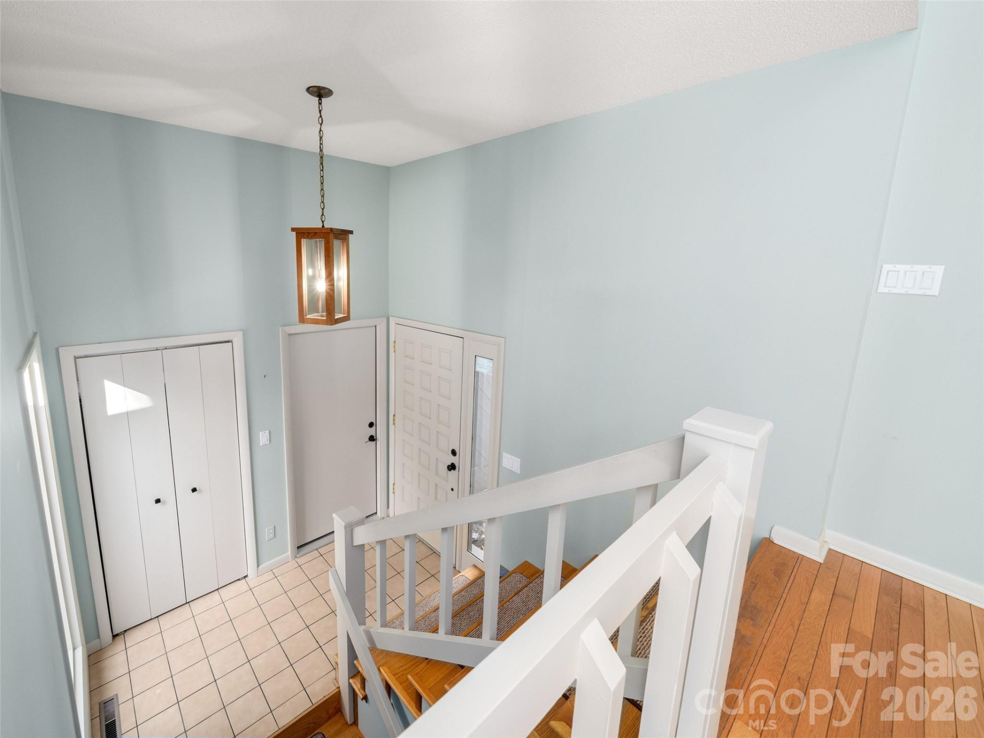 138 Woodhaven Drive - Photo 2