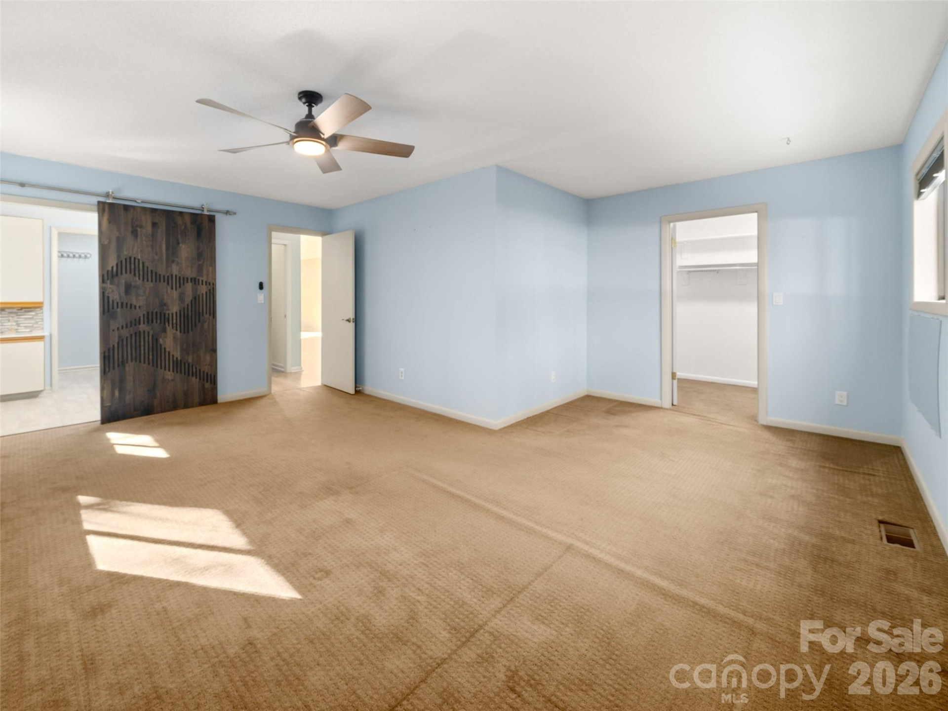 138 Woodhaven Drive - Photo 17