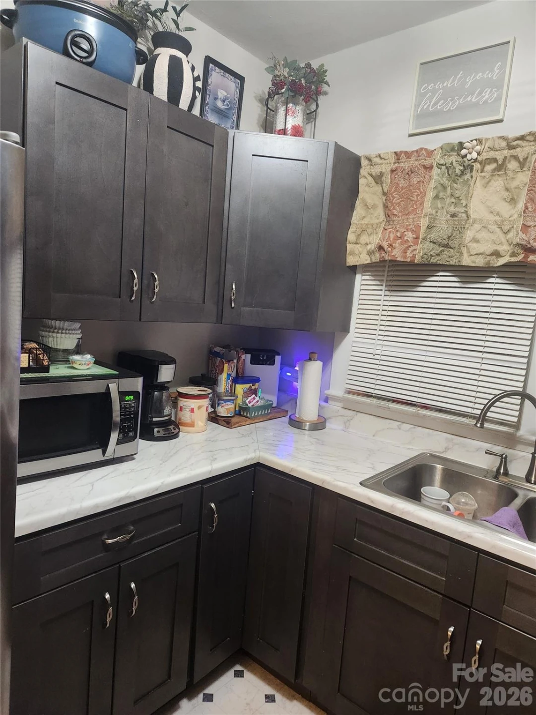 110 Price Street - Photo 17