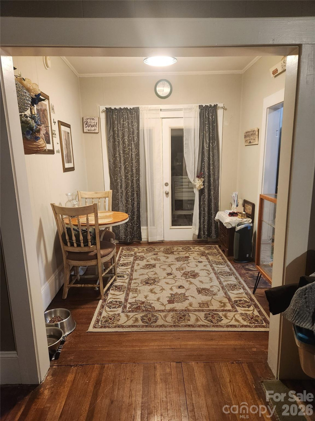 110 Price Street - Photo 8