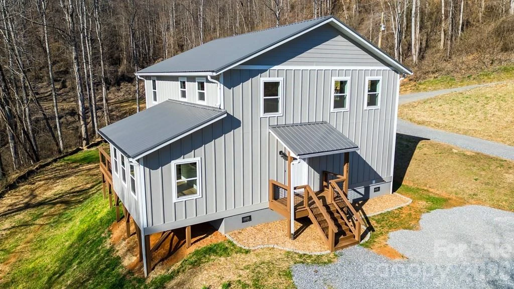 175 Trinity Drive - Photo 3