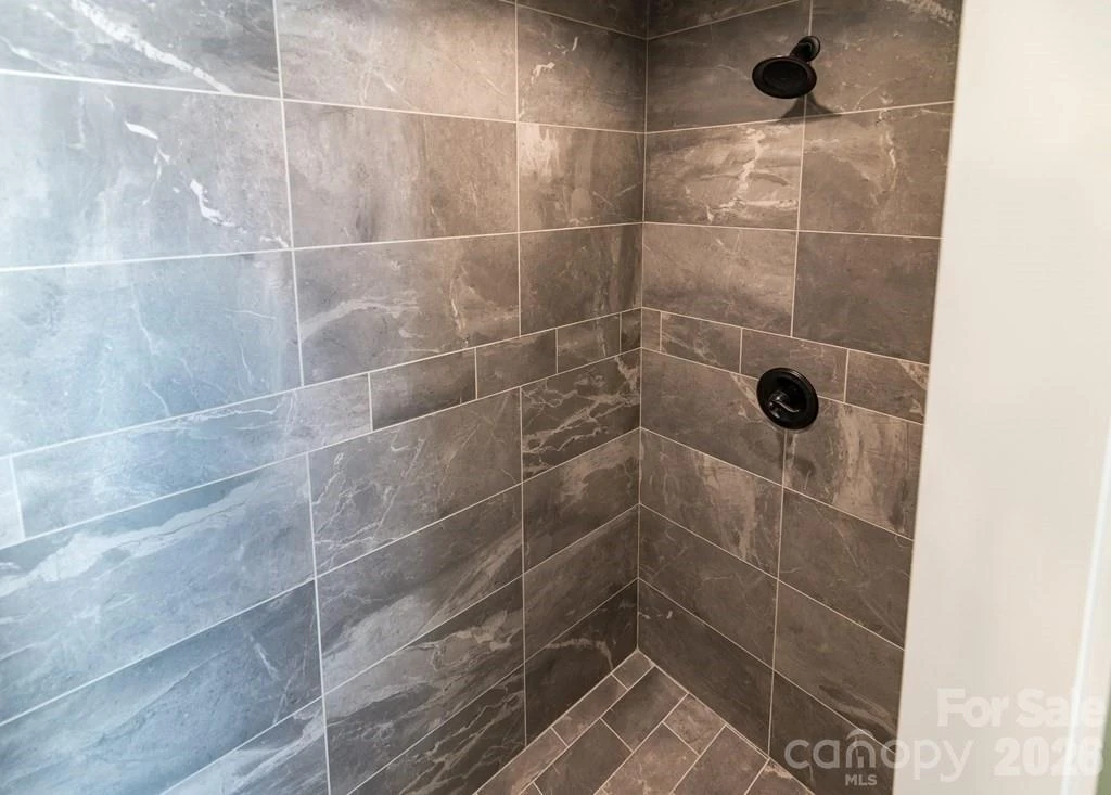 175 Trinity Drive - Photo 32