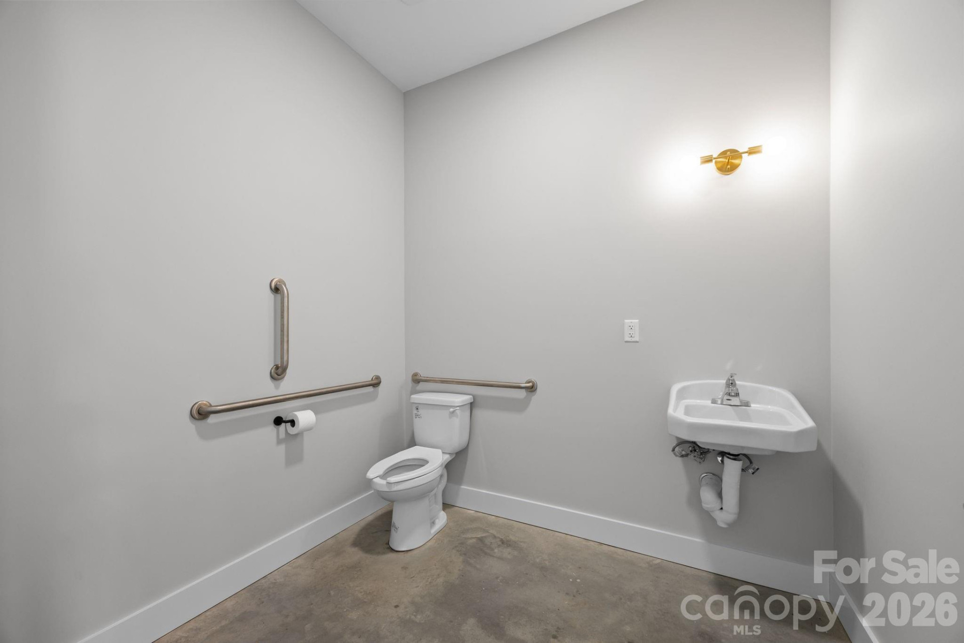 315 Haywood Road - Photo 13