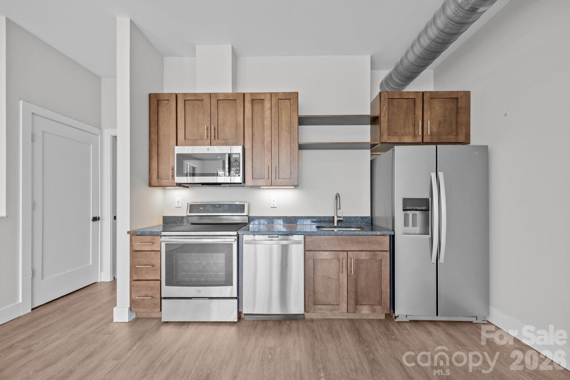 315 Haywood Road - Photo 25