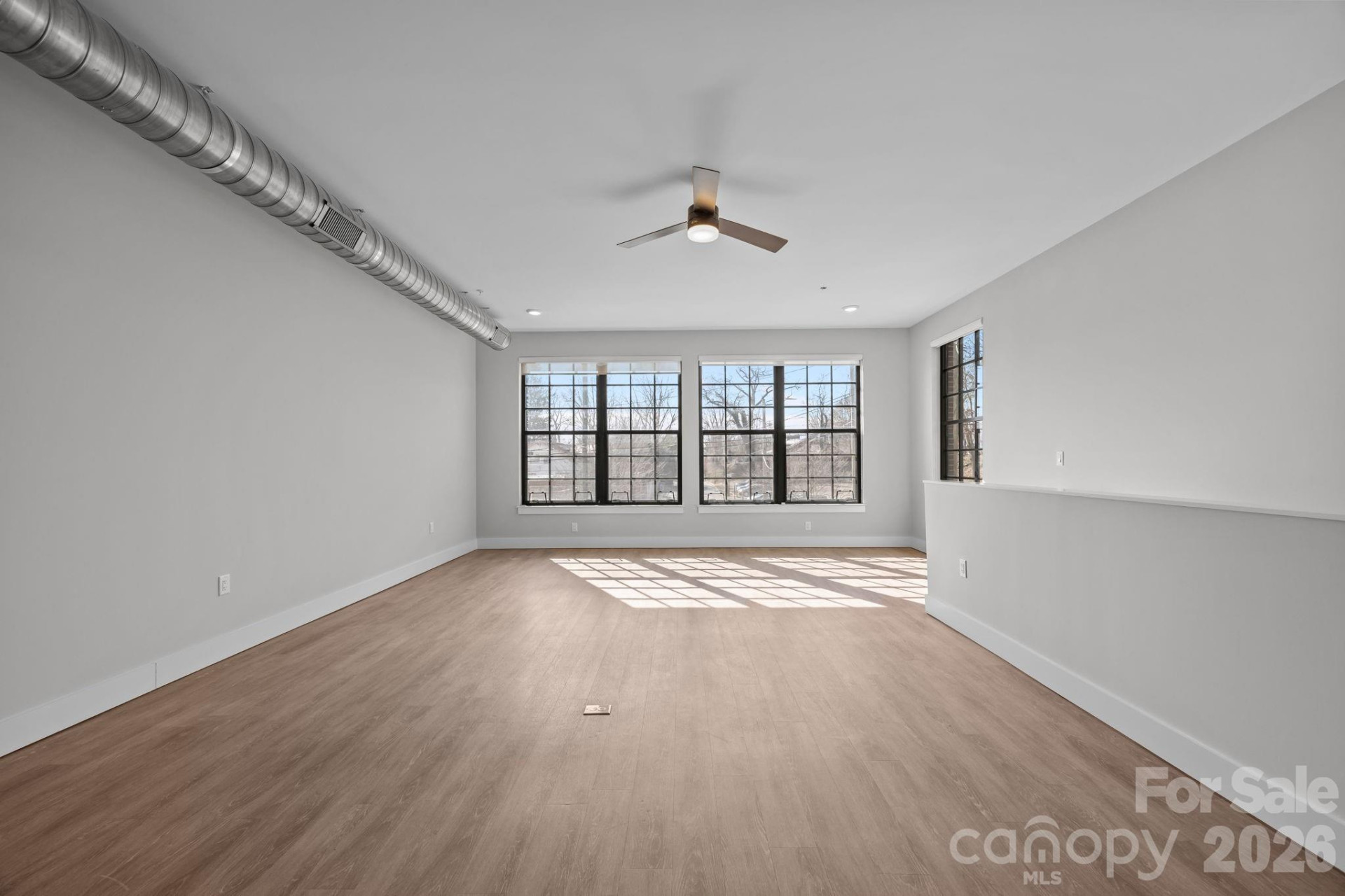 315 Haywood Road - Photo 26