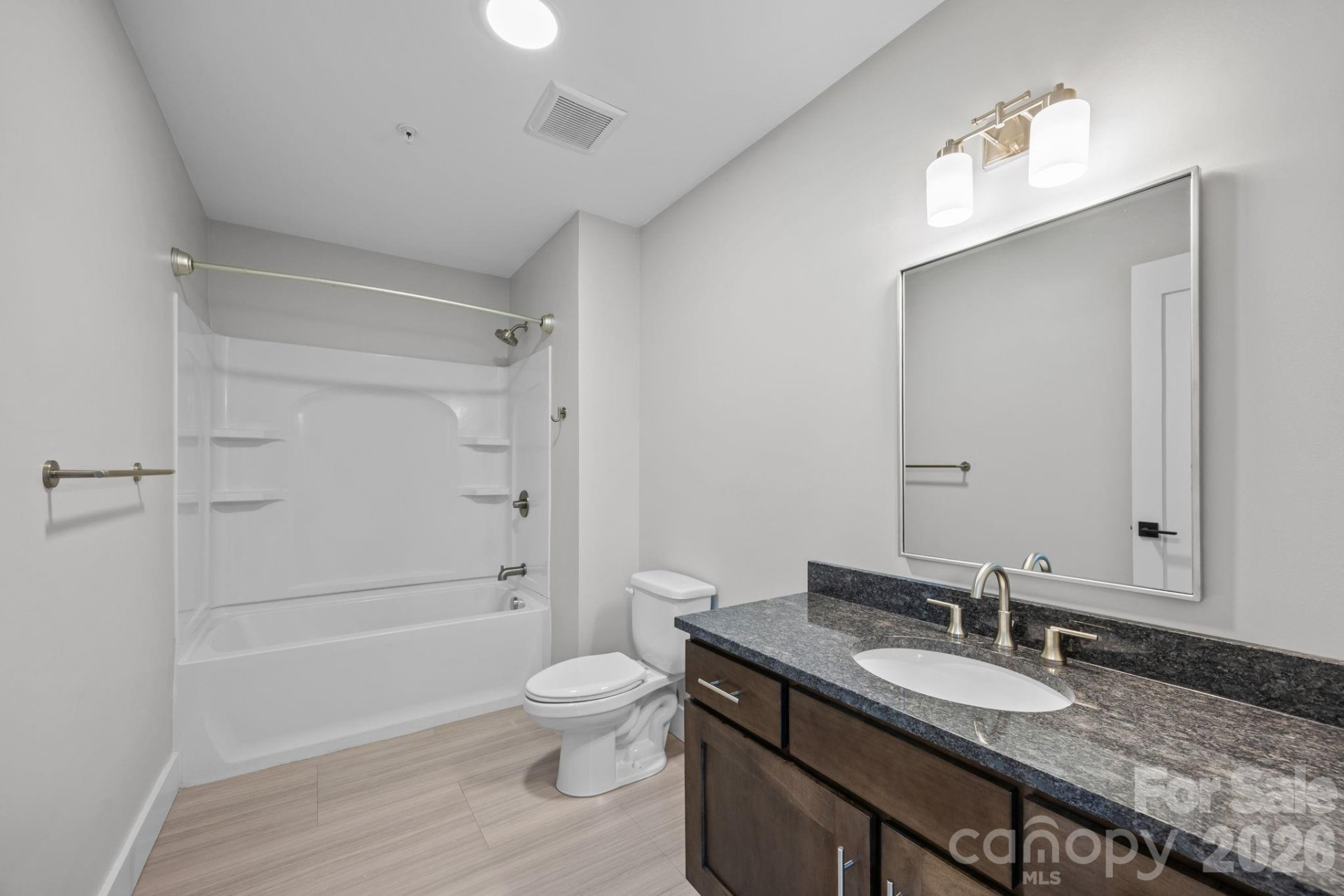 315 Haywood Road - Photo 28