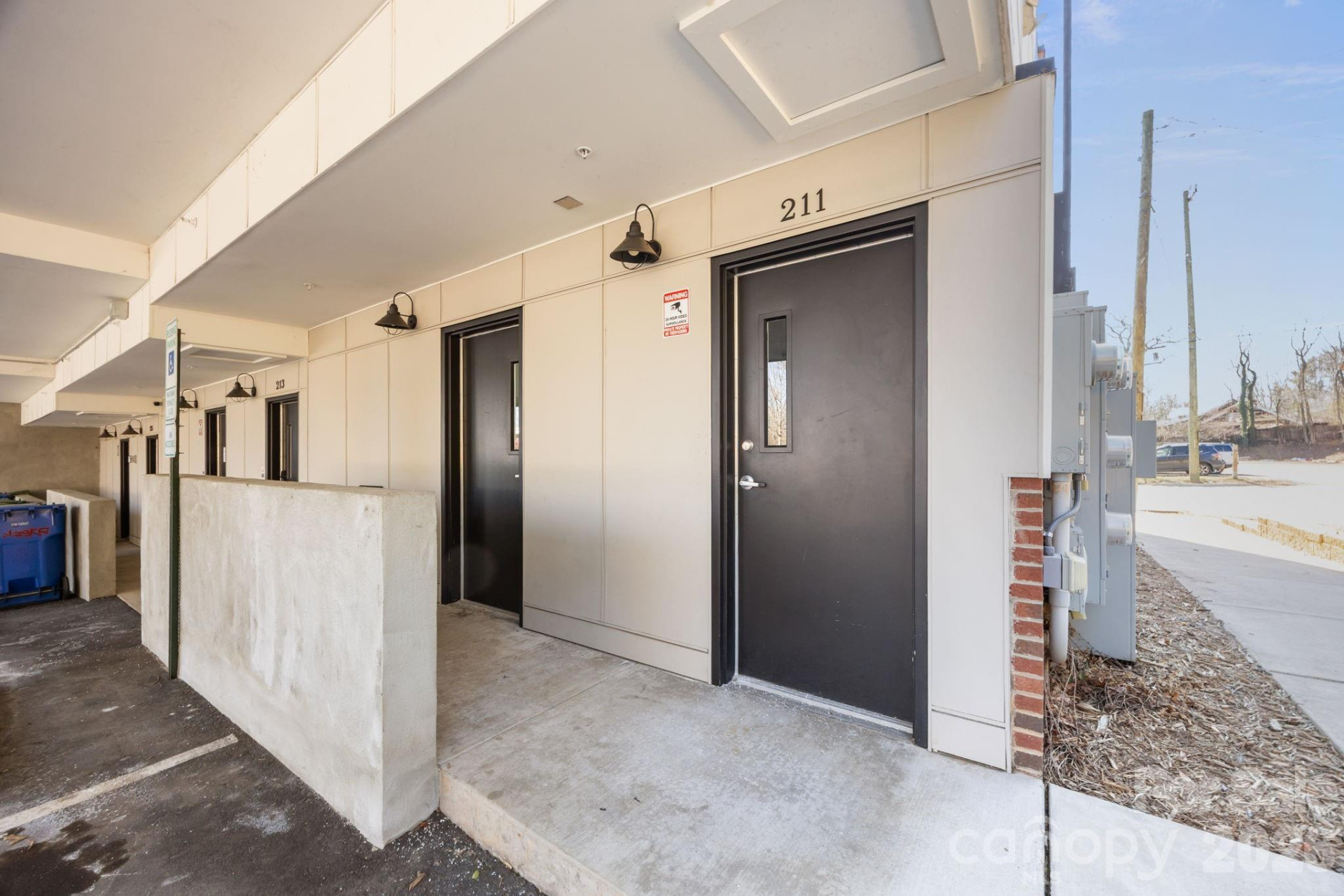 315 Haywood Road - Photo 37