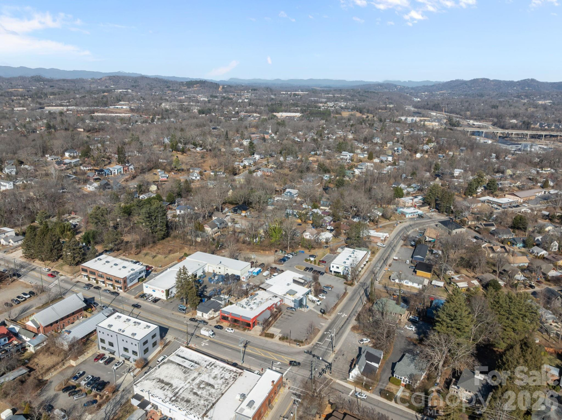 315 Haywood Road - Photo 40