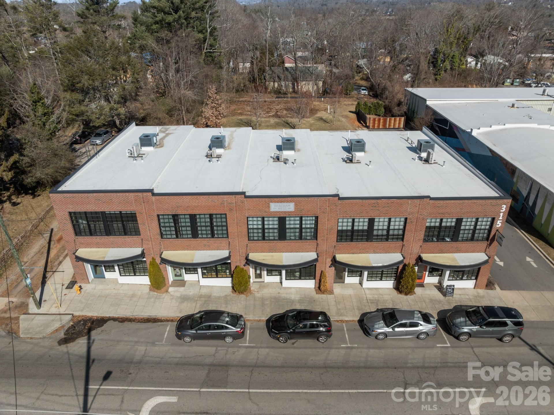 315 Haywood Road - Photo 47