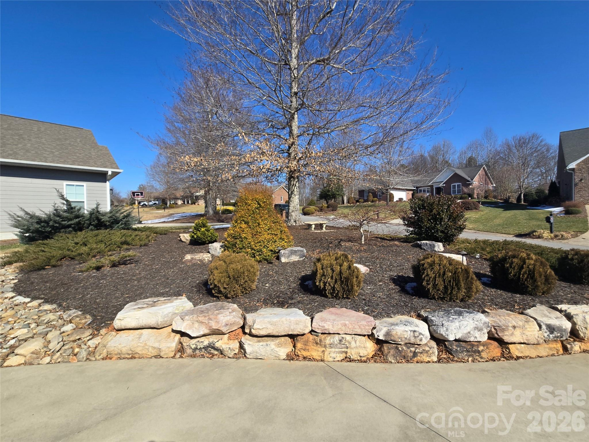 107 Beechmont Drive - Photo 4
