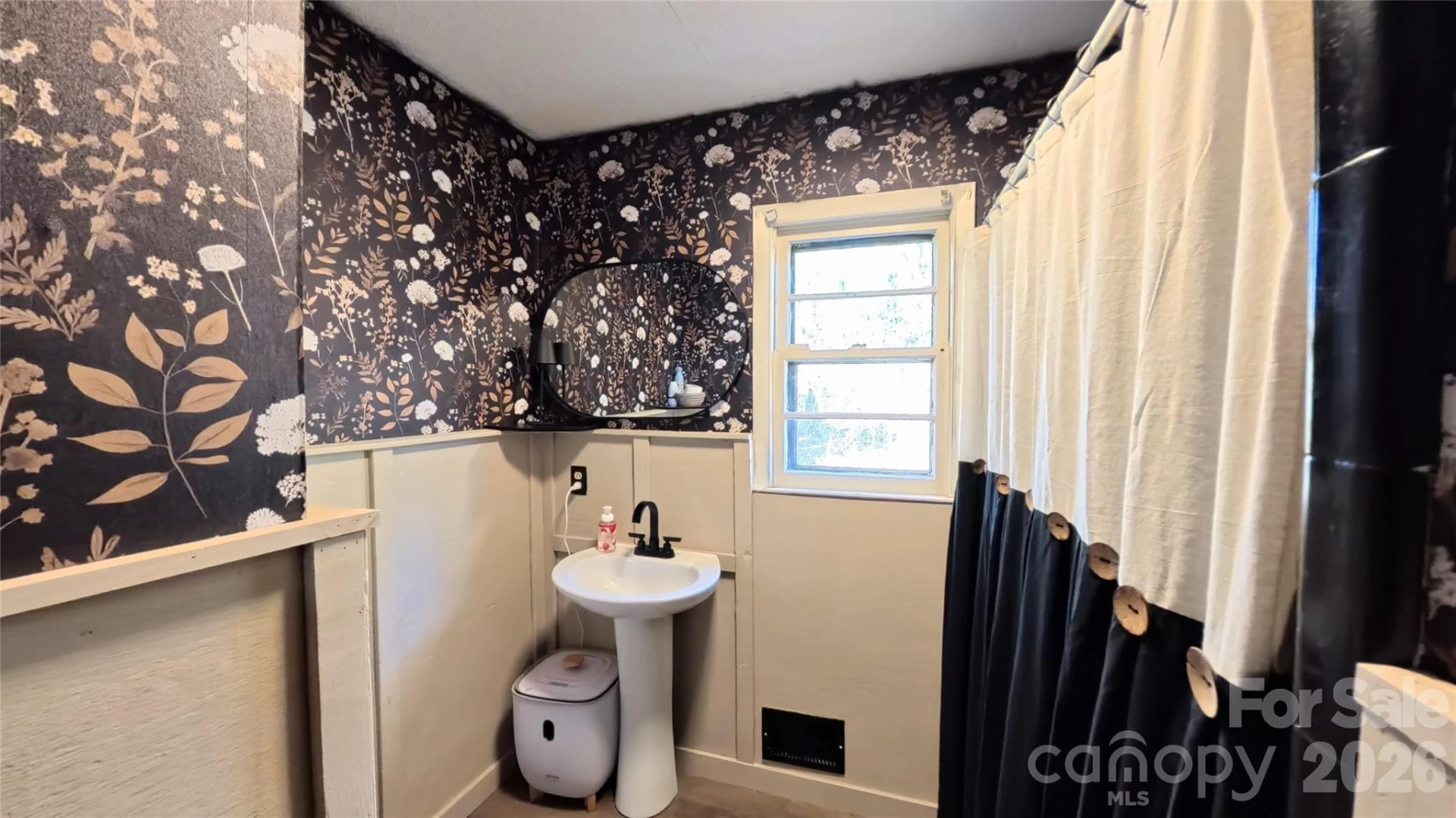 220 Miller Street - Photo 15