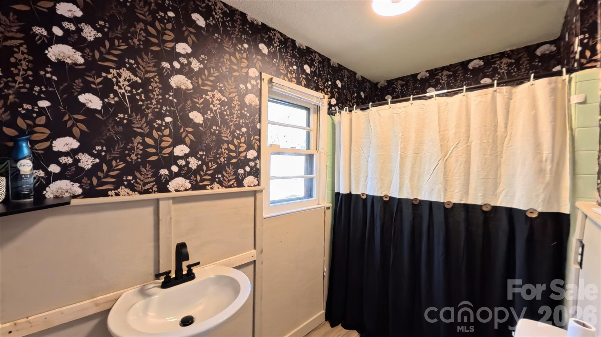 220 Miller Street - Photo 16