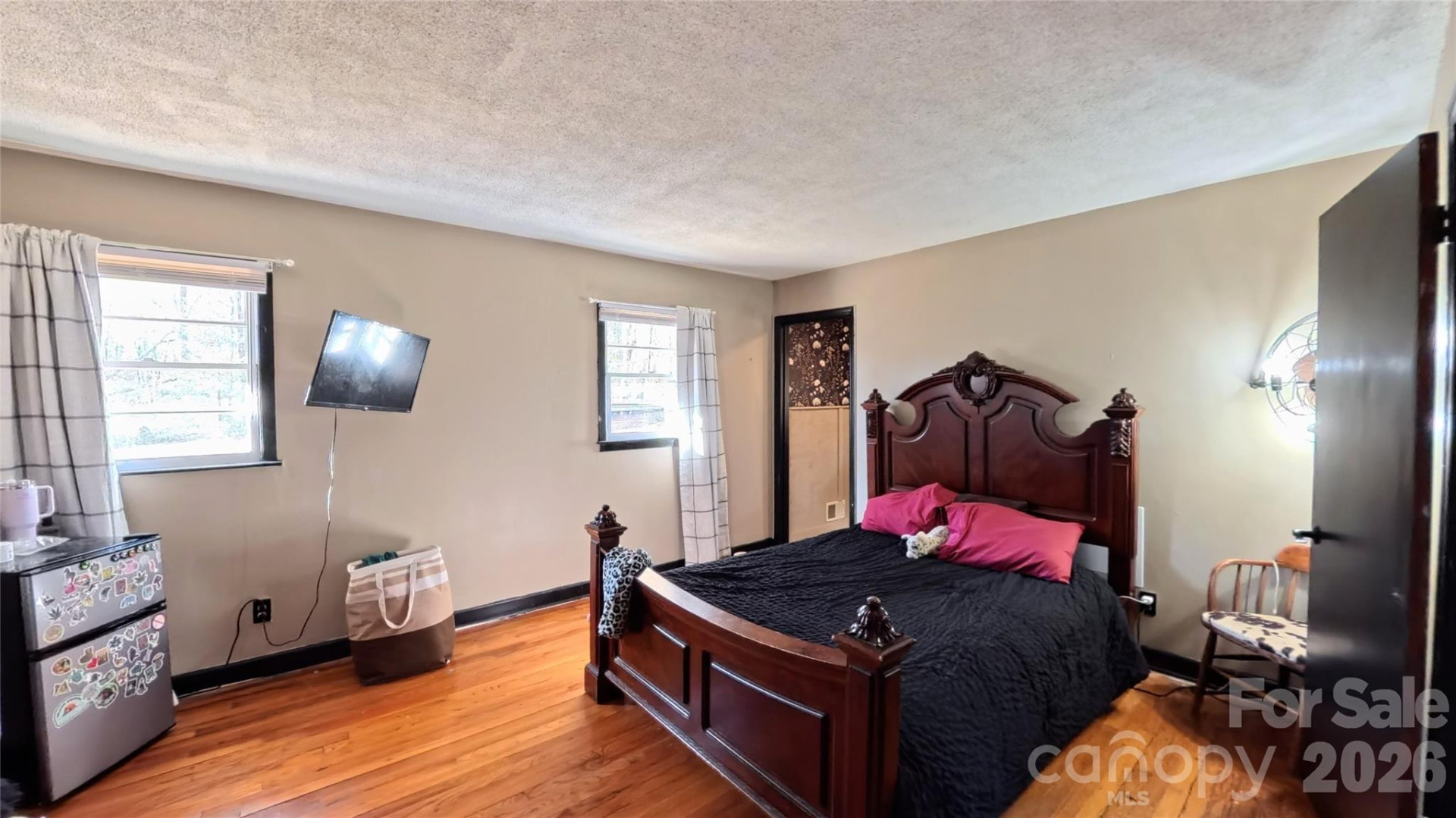 220 Miller Street - Photo 17