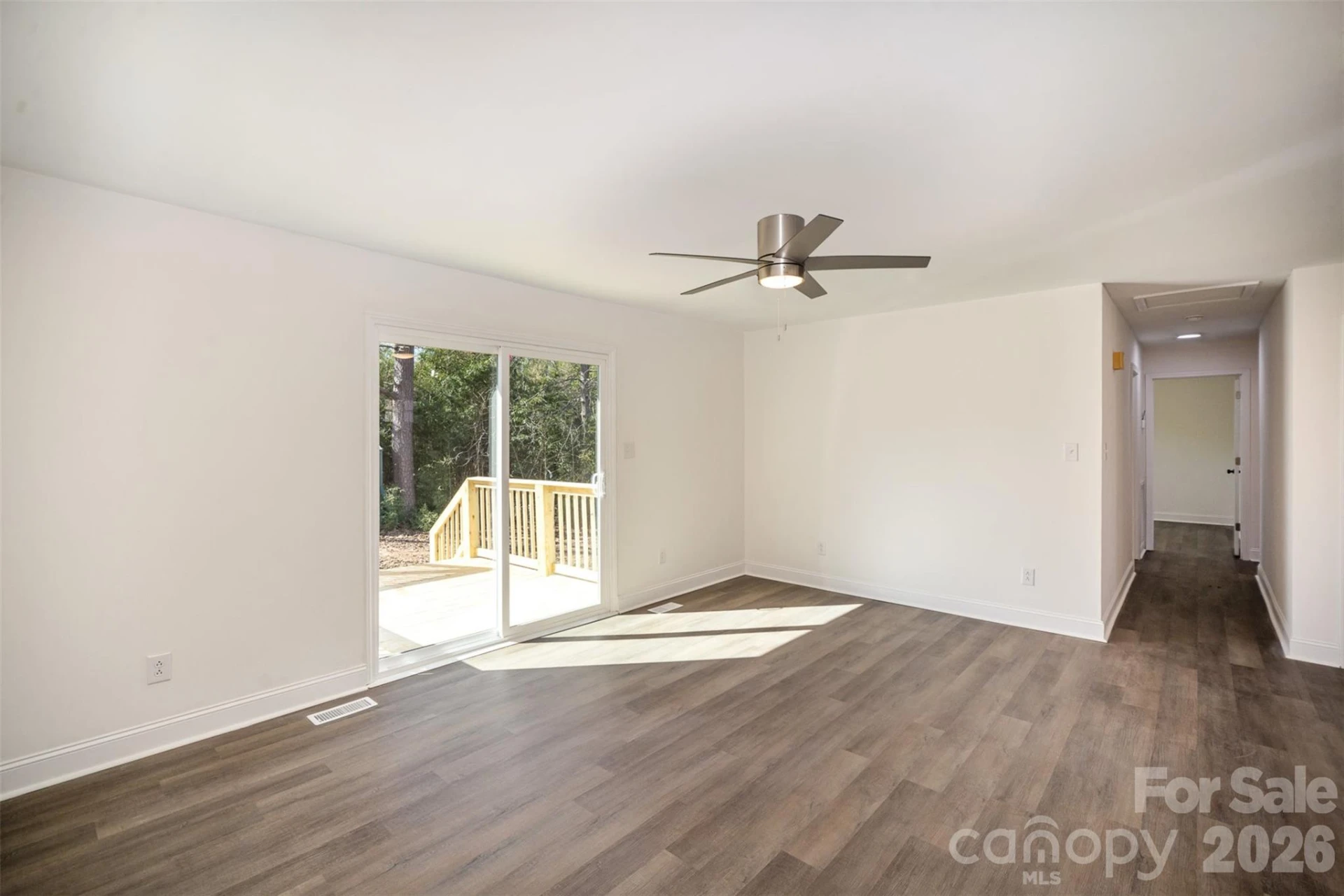 523 Hickory Nut Lane - Photo 5