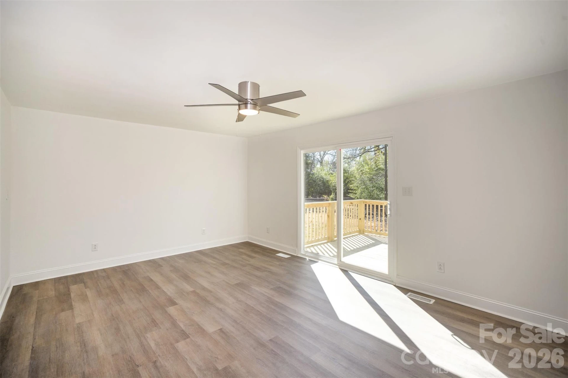 523 Hickory Nut Lane - Photo 6