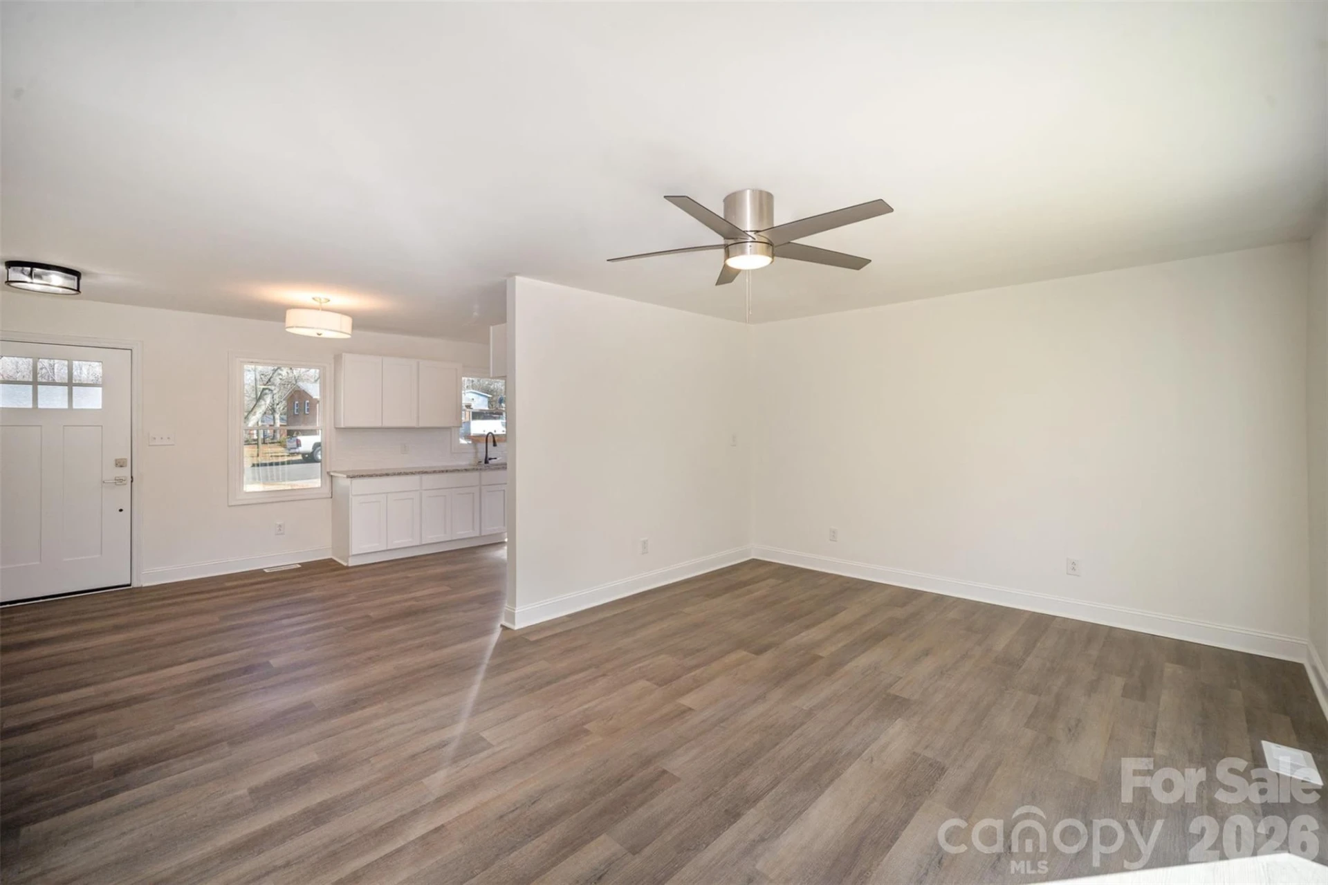523 Hickory Nut Lane - Photo 7
