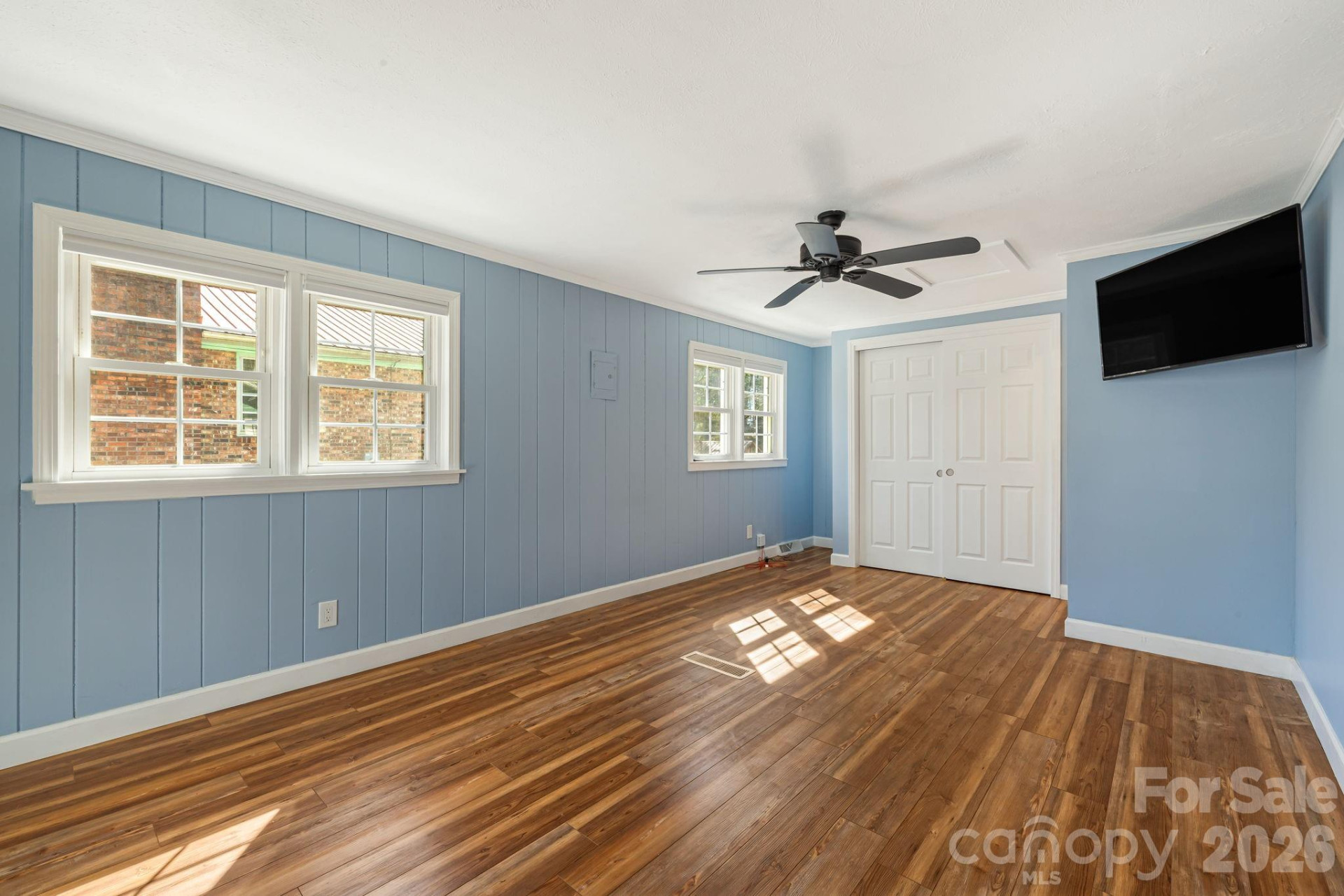 1015 Mountain View Street - Photo 12