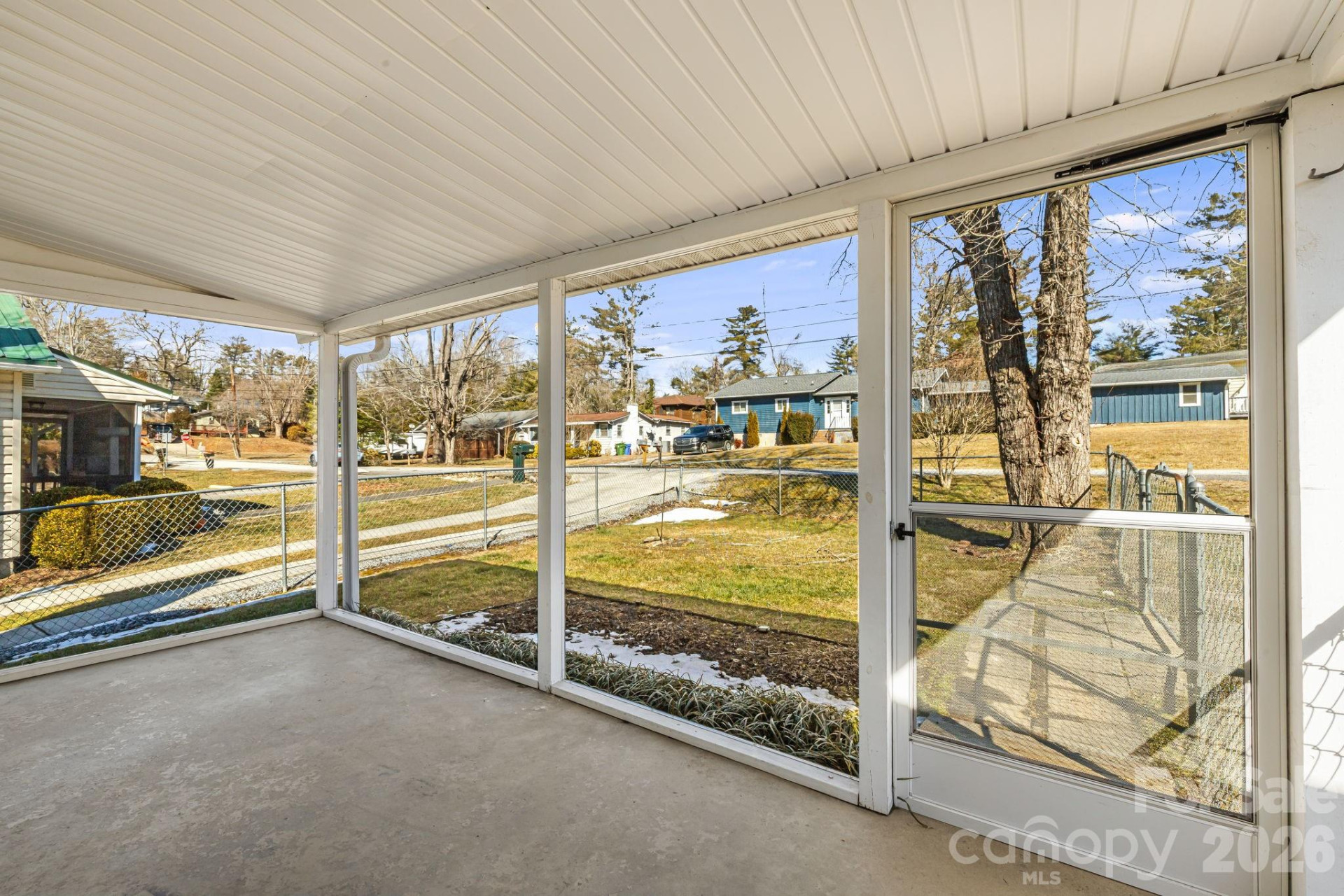 1015 Mountain View Street - Photo 5