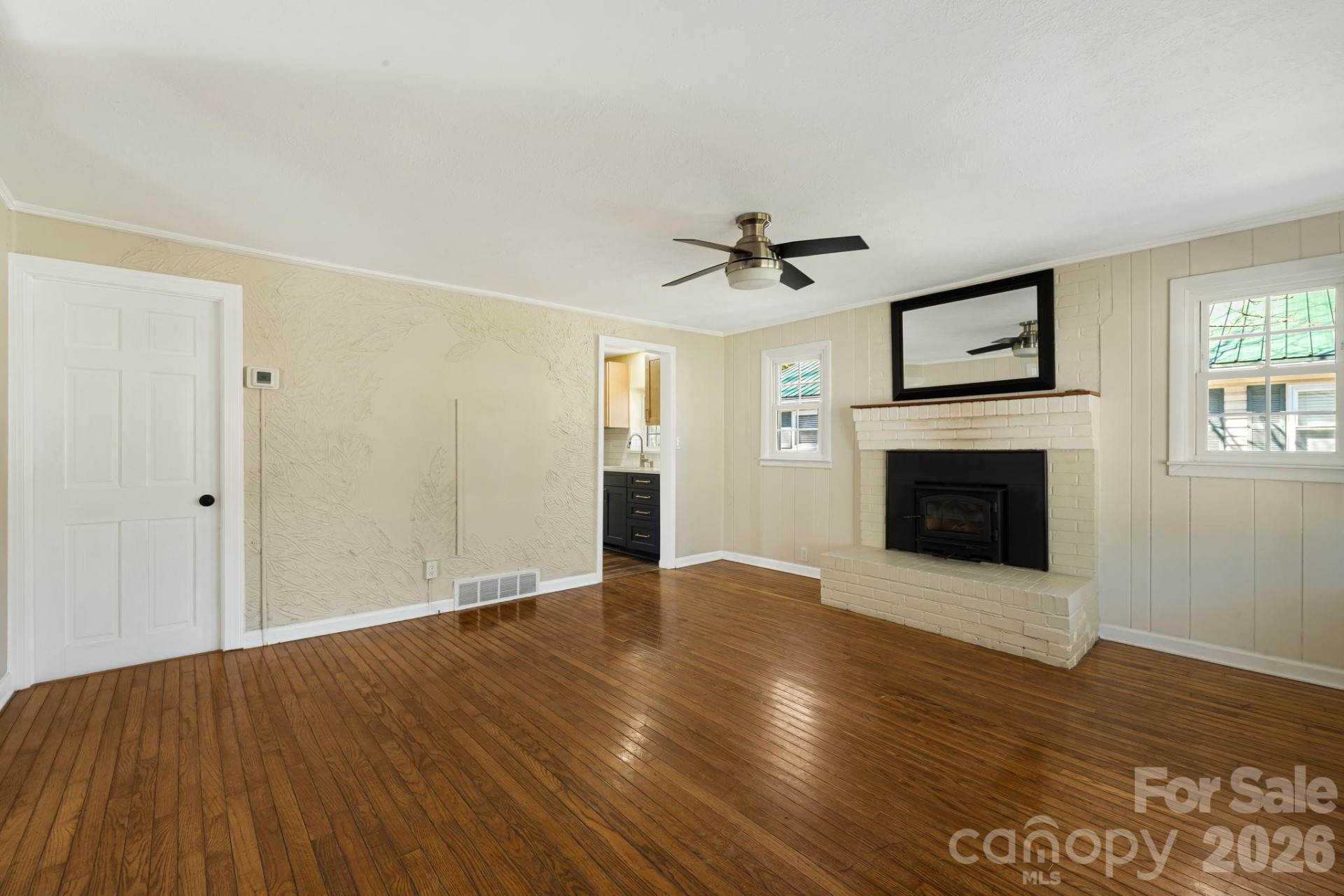 1015 Mountain View Street - Photo 7
