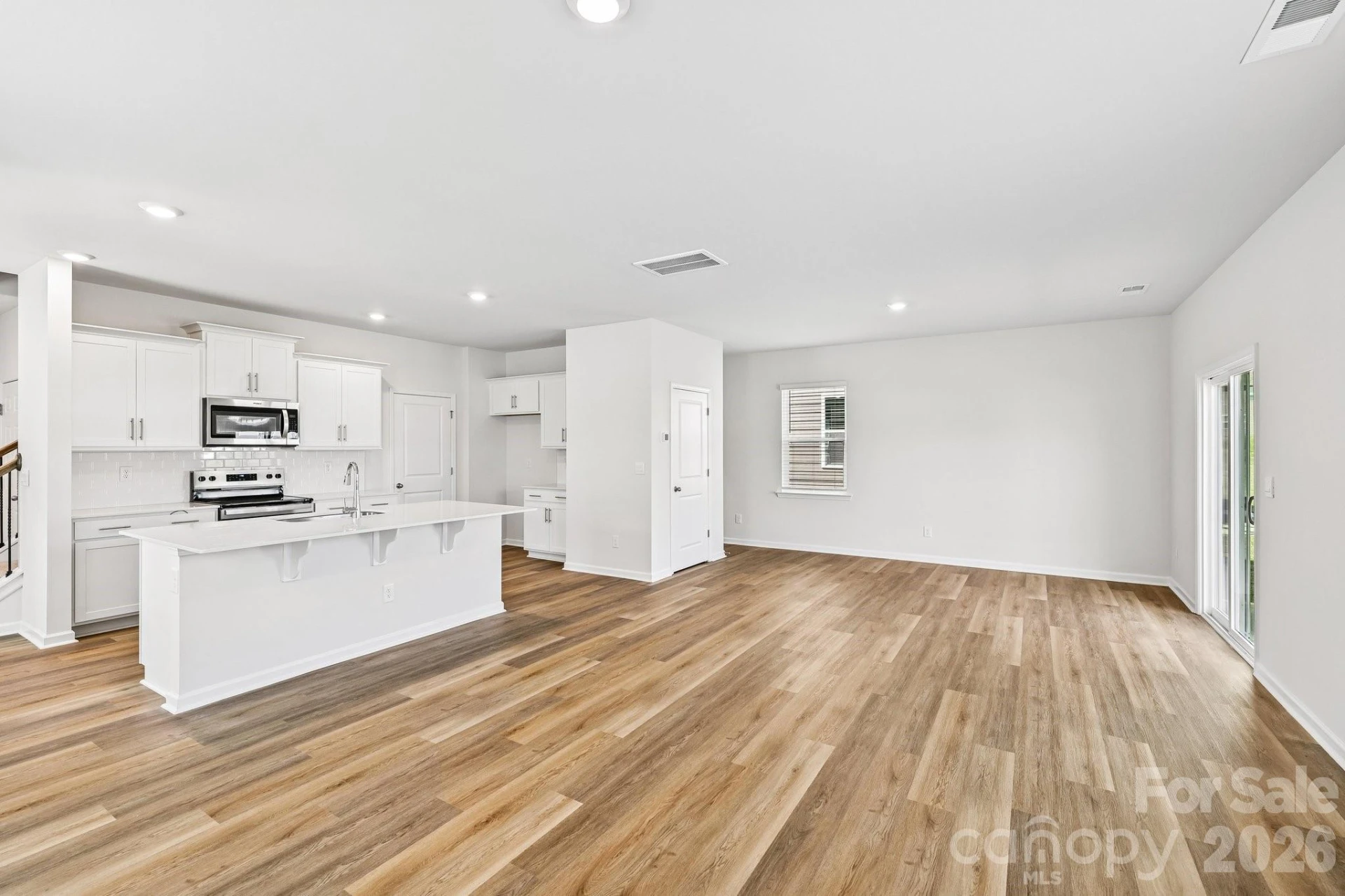 1011 Two Brothers Lane - Photo 6