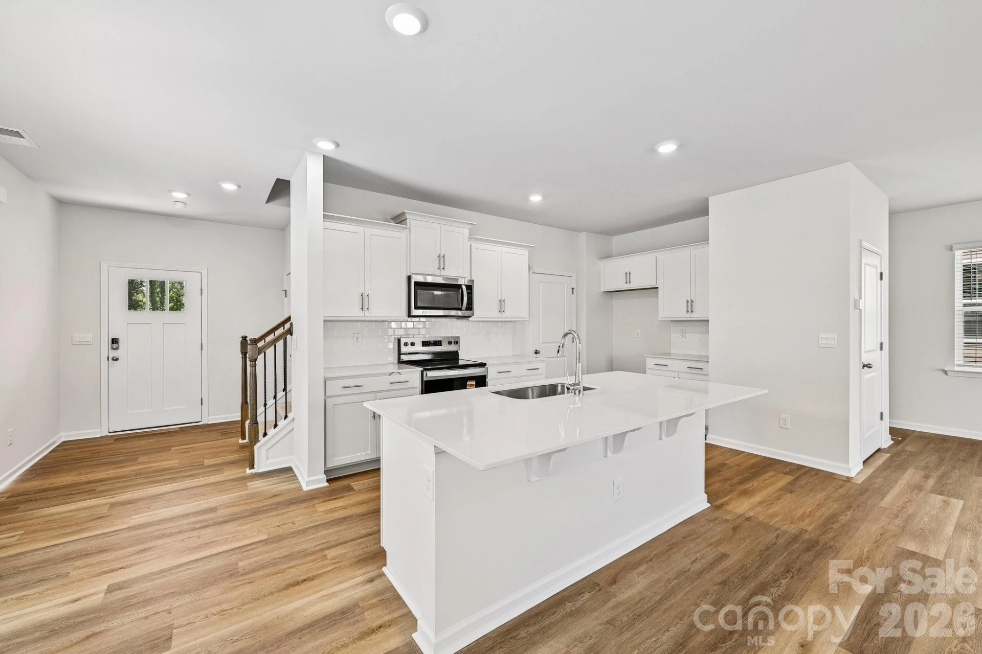 1011 Two Brothers Lane - Photo 8