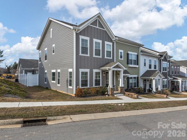 26 Walnut Springs Drive