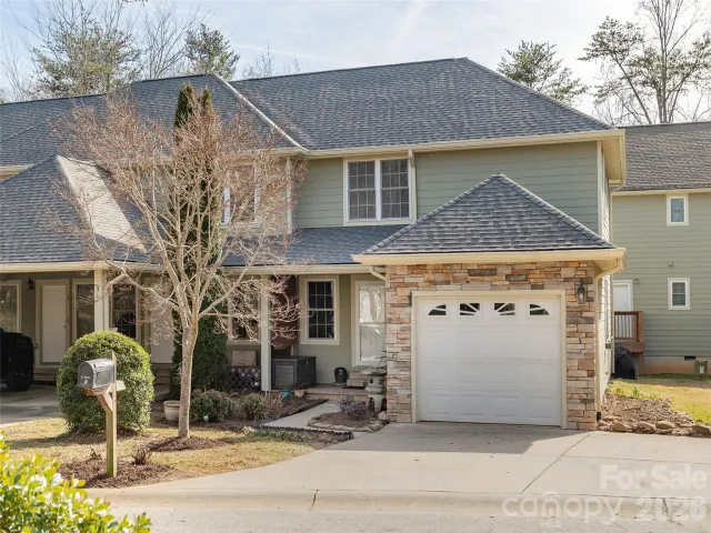 10 Aberdeen Drive
