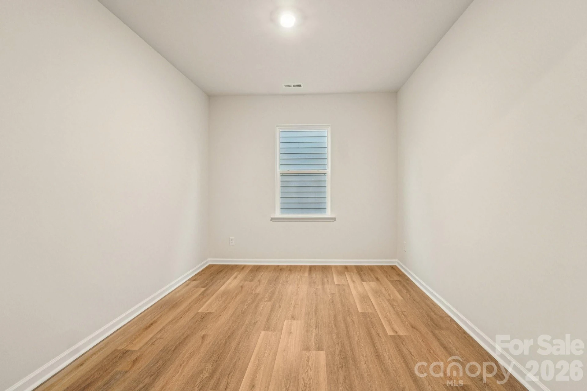 7636 Bainbridge Road - Photo 13