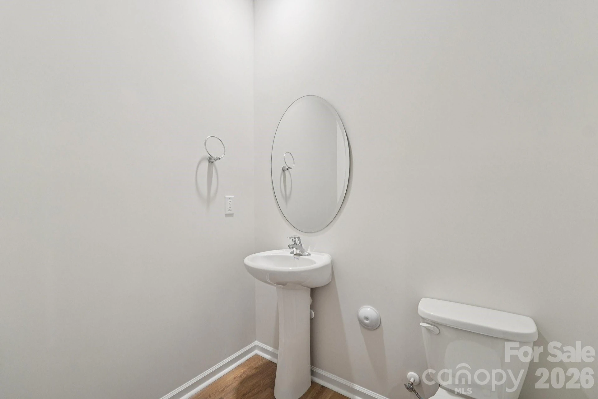 7636 Bainbridge Road - Photo 15