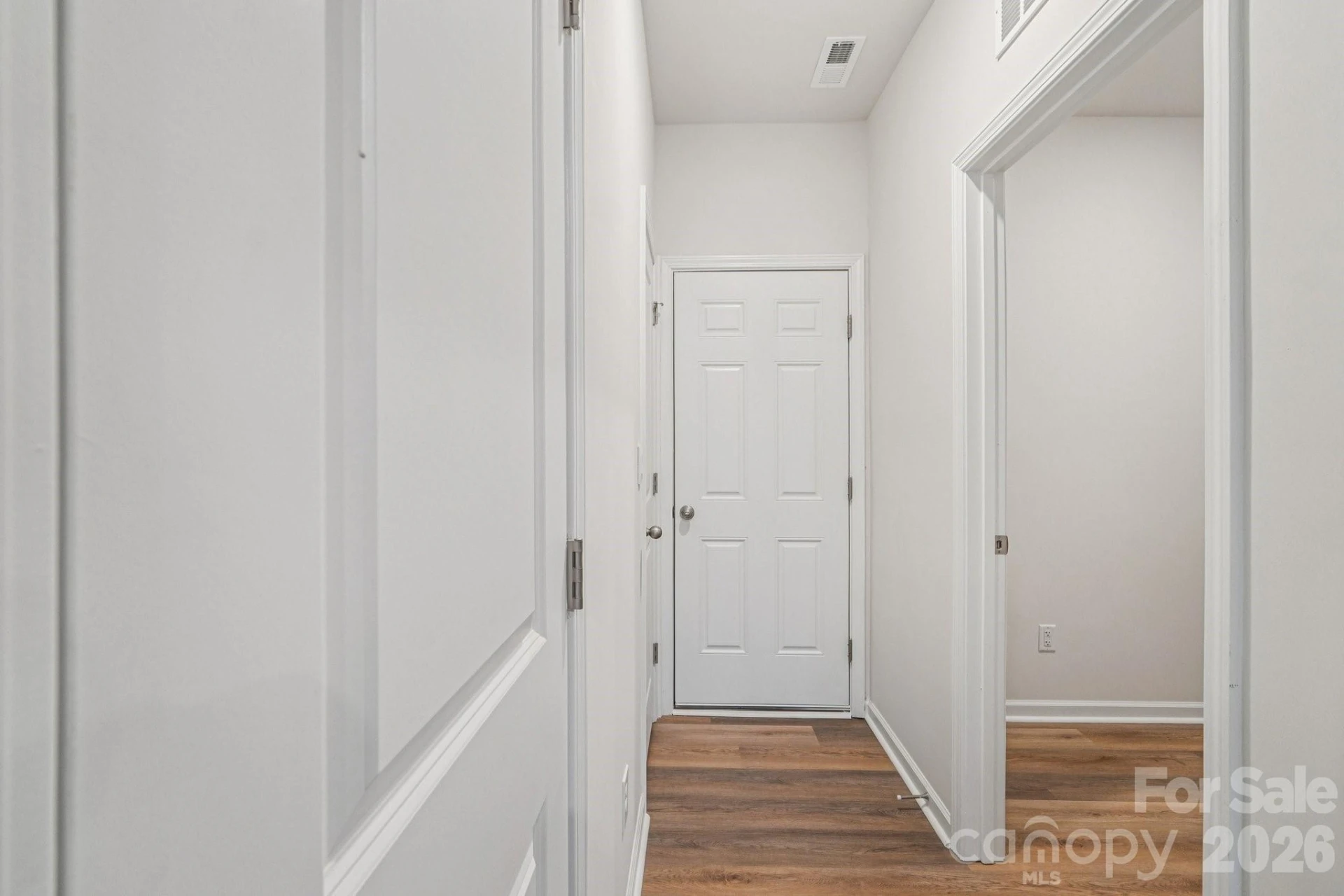 7636 Bainbridge Road - Photo 16