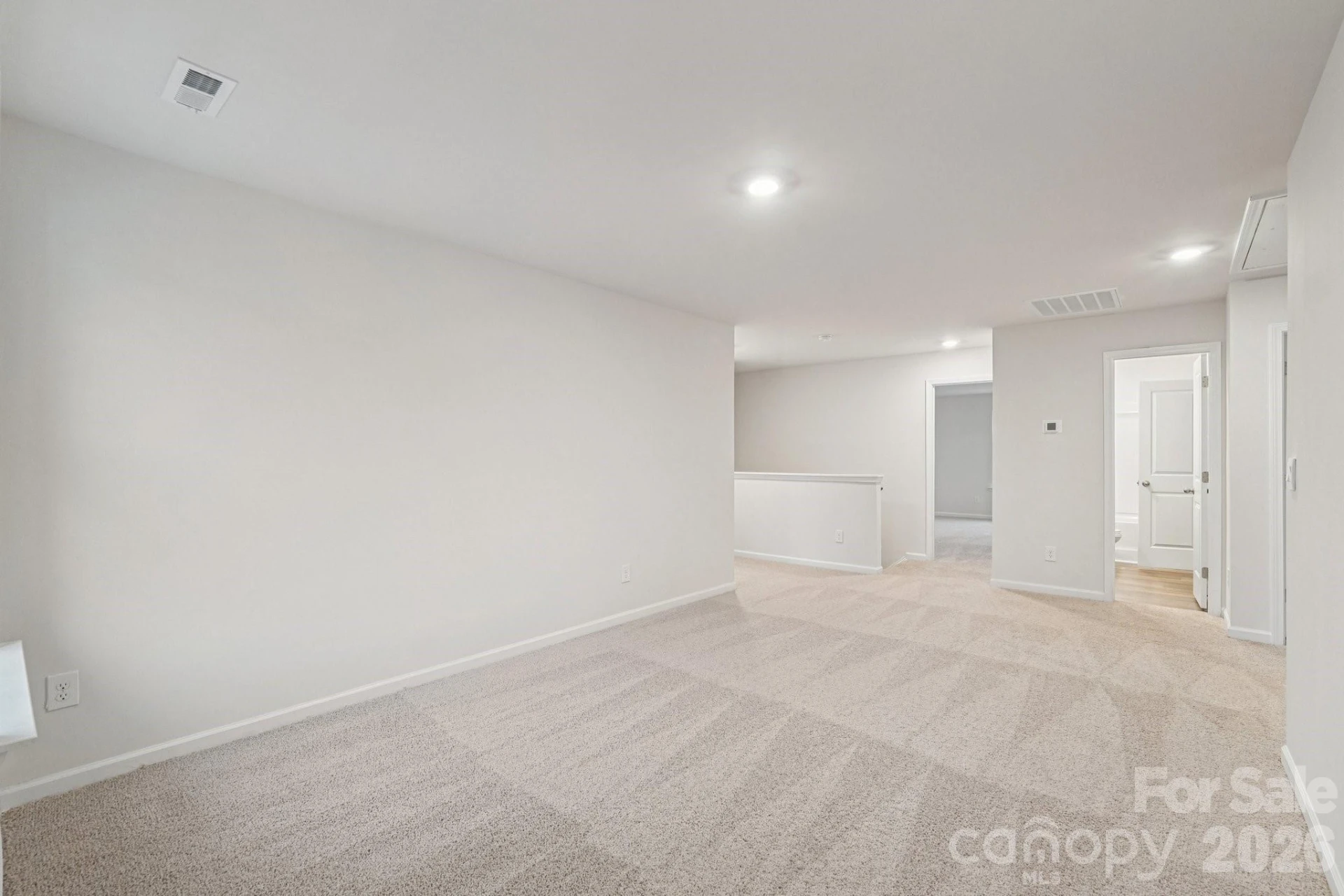 7636 Bainbridge Road - Photo 18
