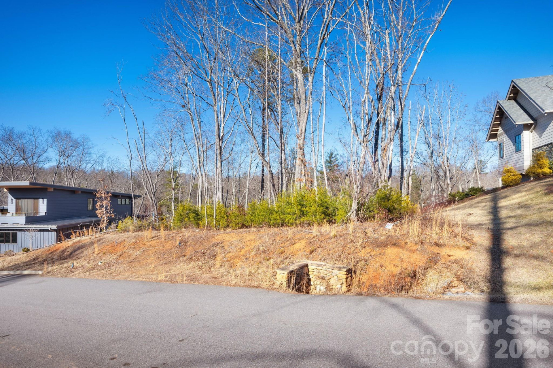 136 Riverbend Forest Drive #21 - Photo 3