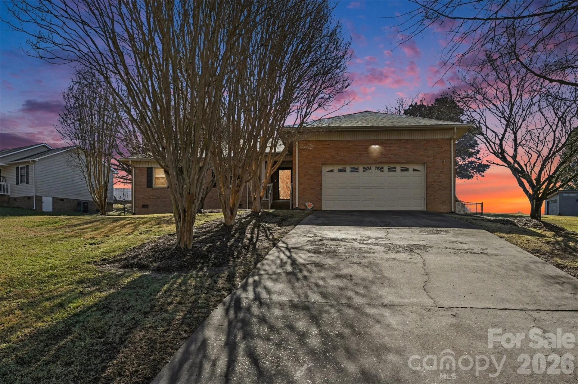 3030 Vernell Lane - Photo 2
