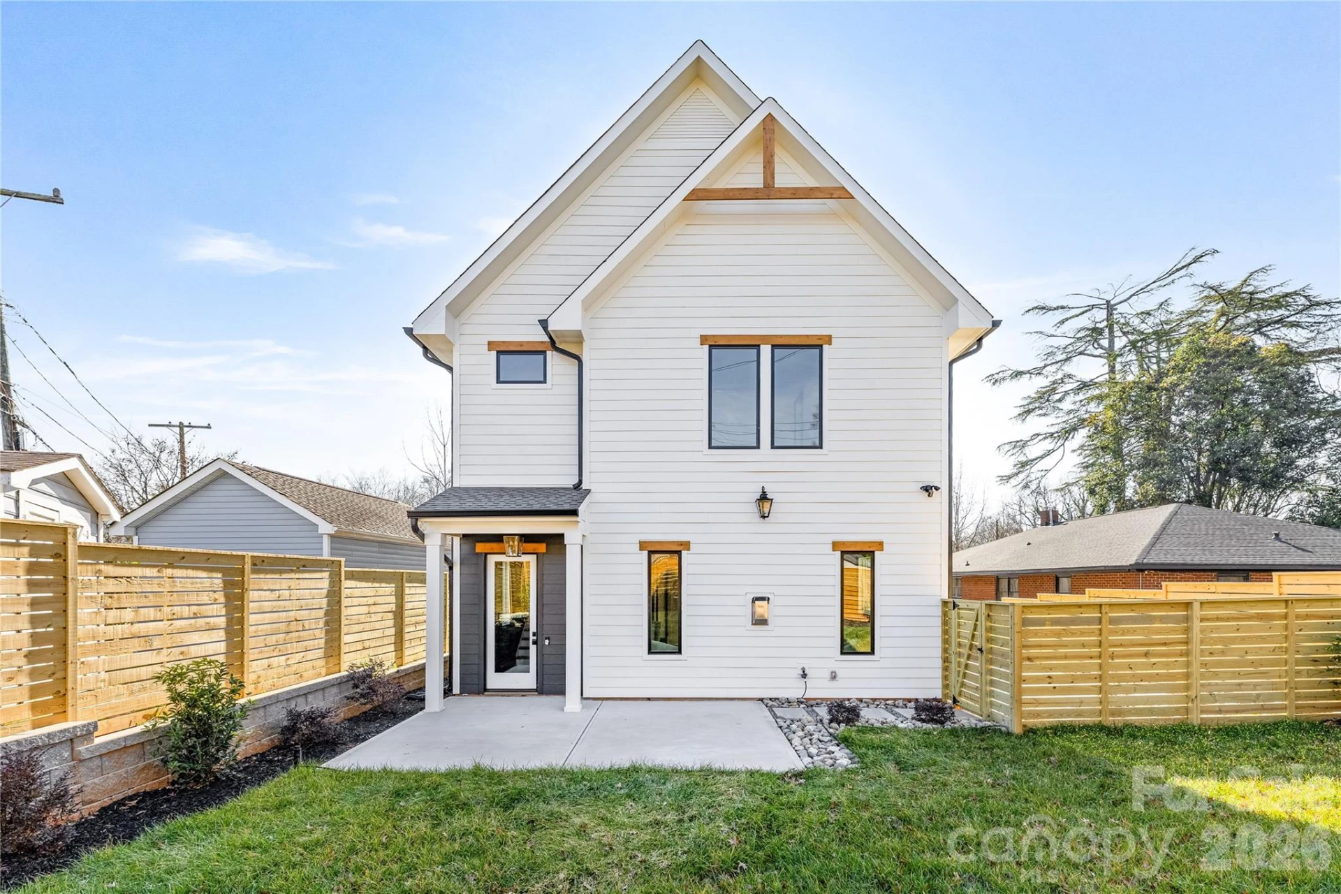 2117 LOMBARDY Circle - Photo 2