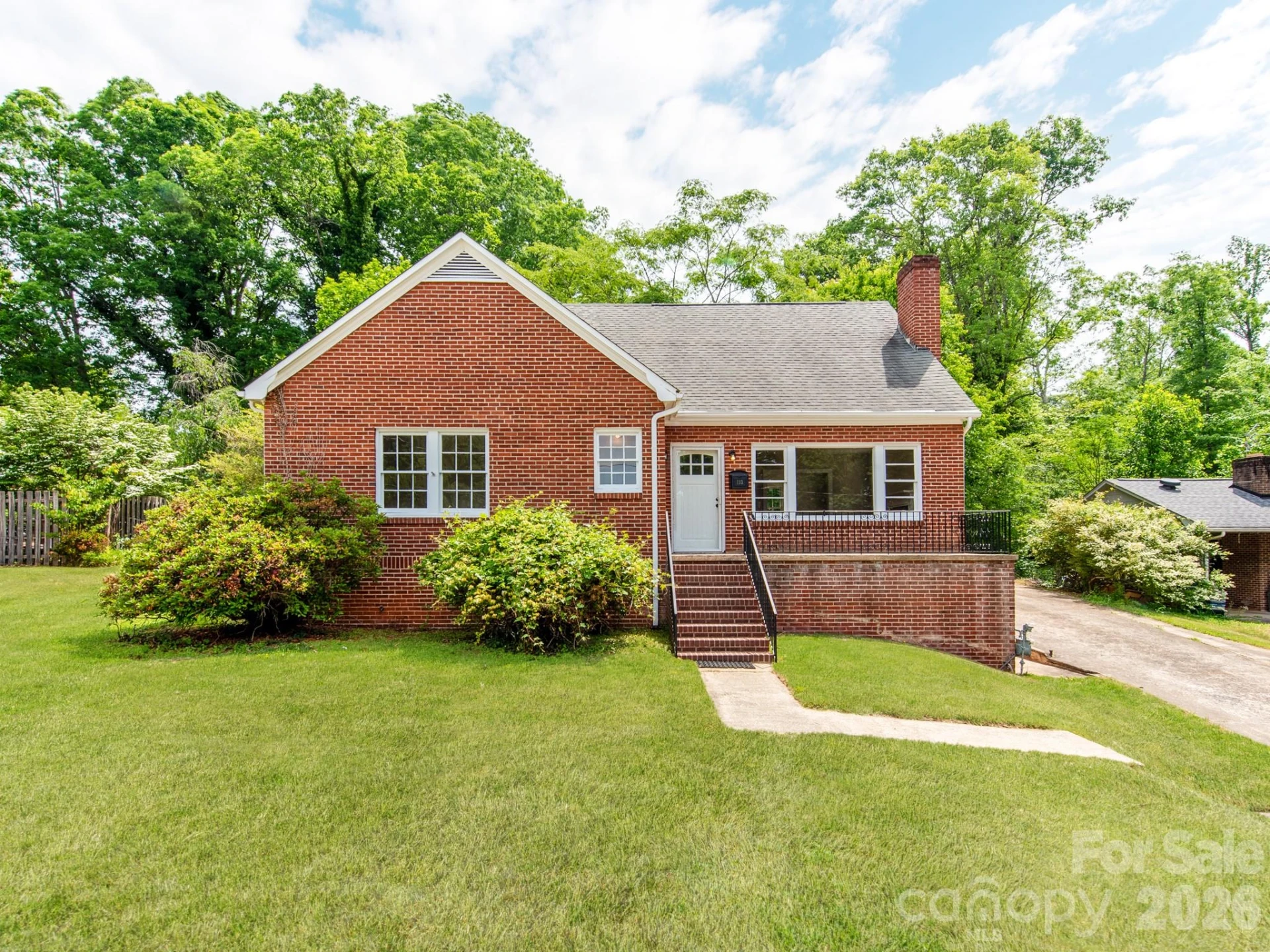 113 Falls Street