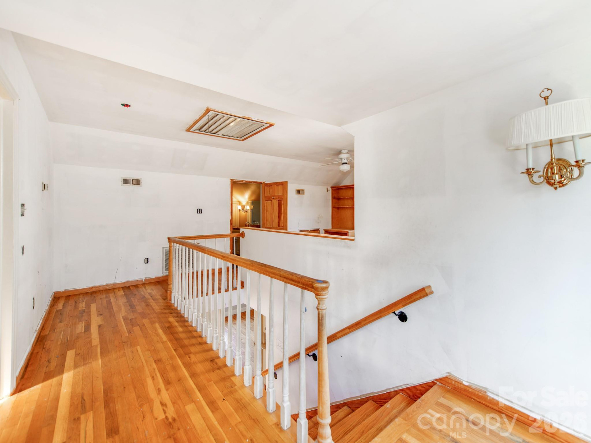 113 Falls Street - Photo 17