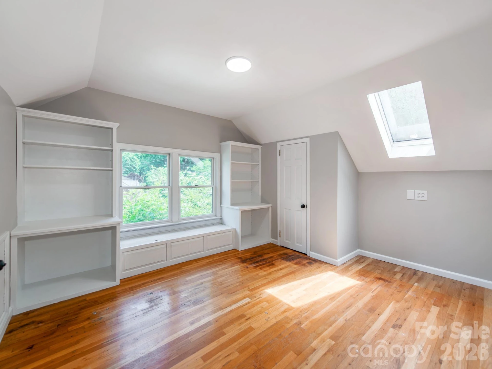 113 Falls Street - Photo 17