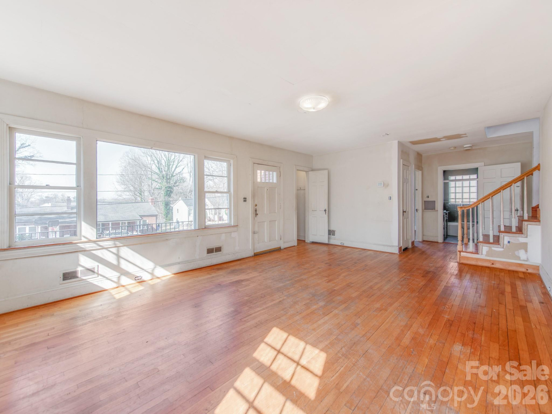 113 Falls Street - Photo 6