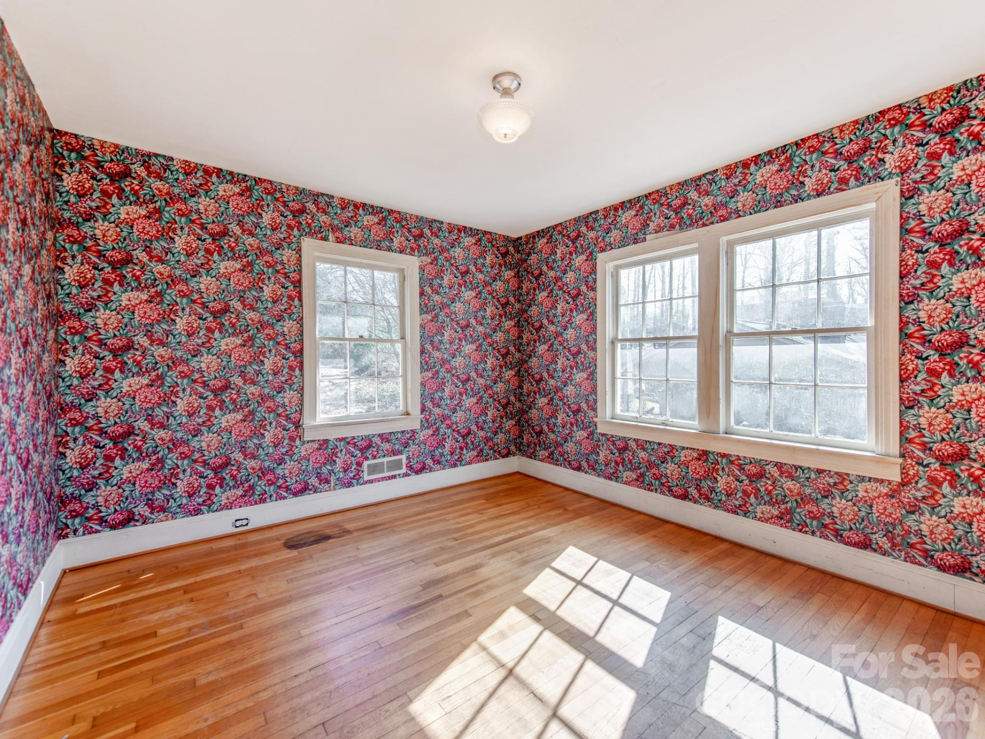 113 Falls Street - Photo 8