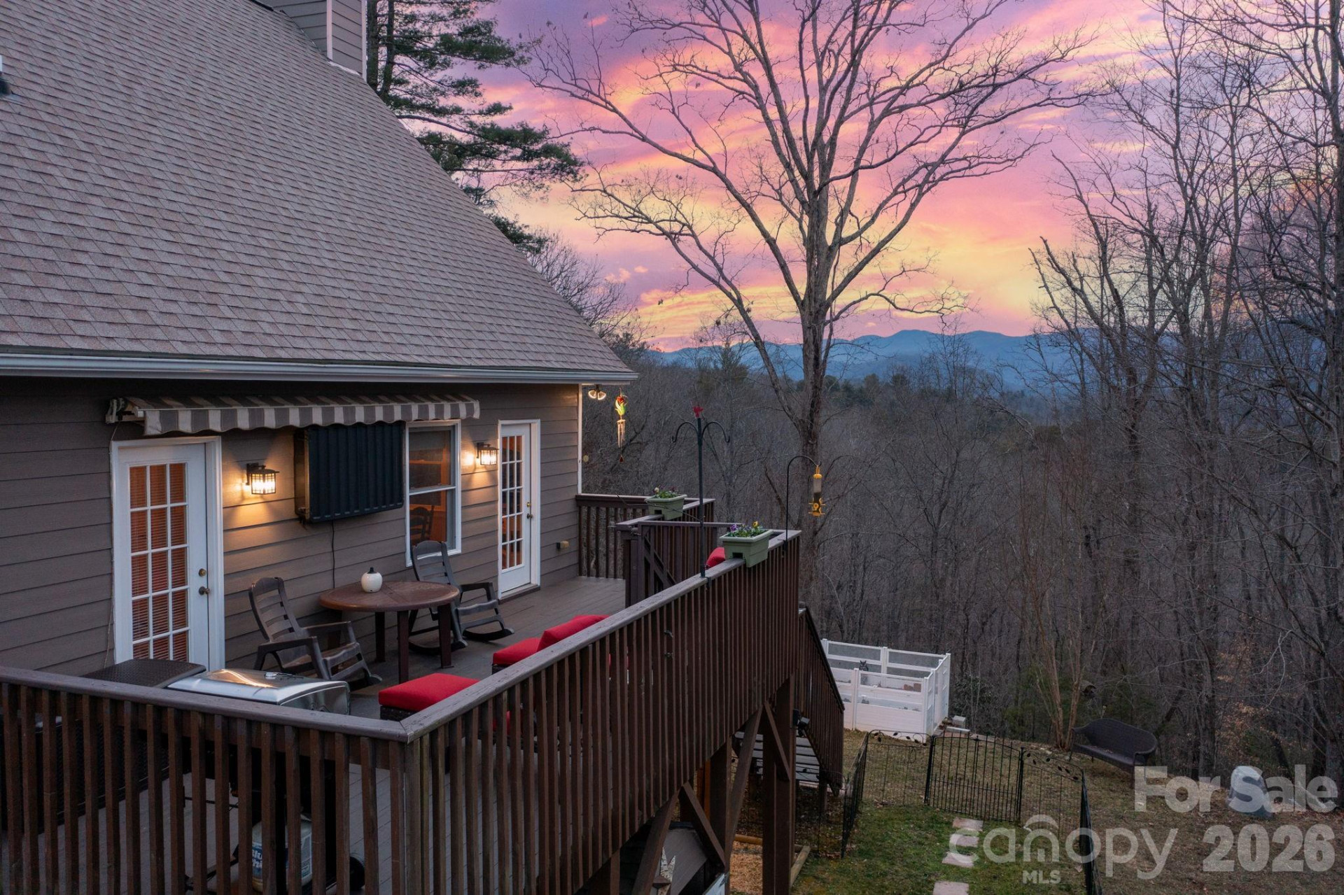 69 Heslar Way - Photo 2