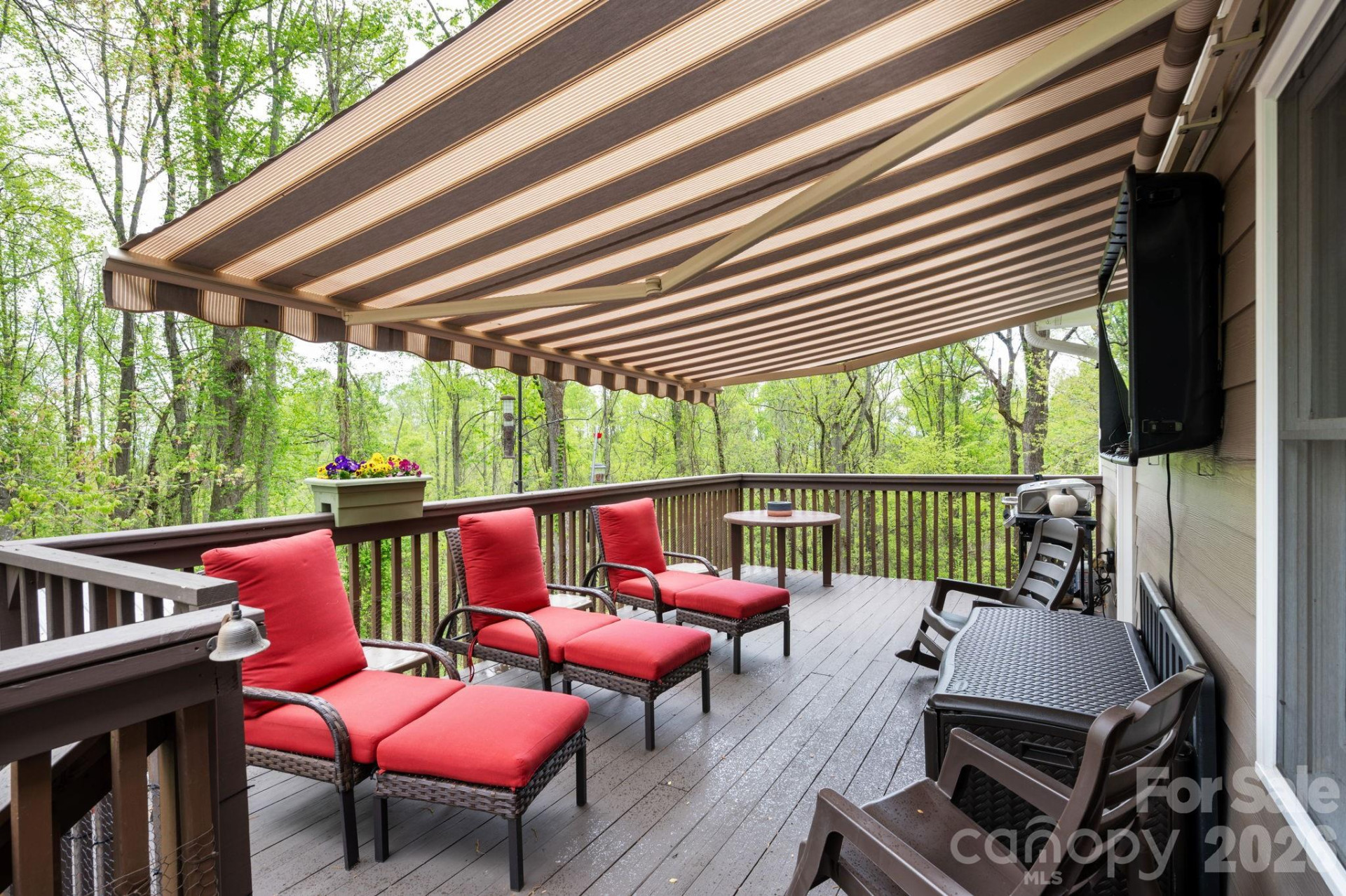 69 Heslar Way - Photo 13