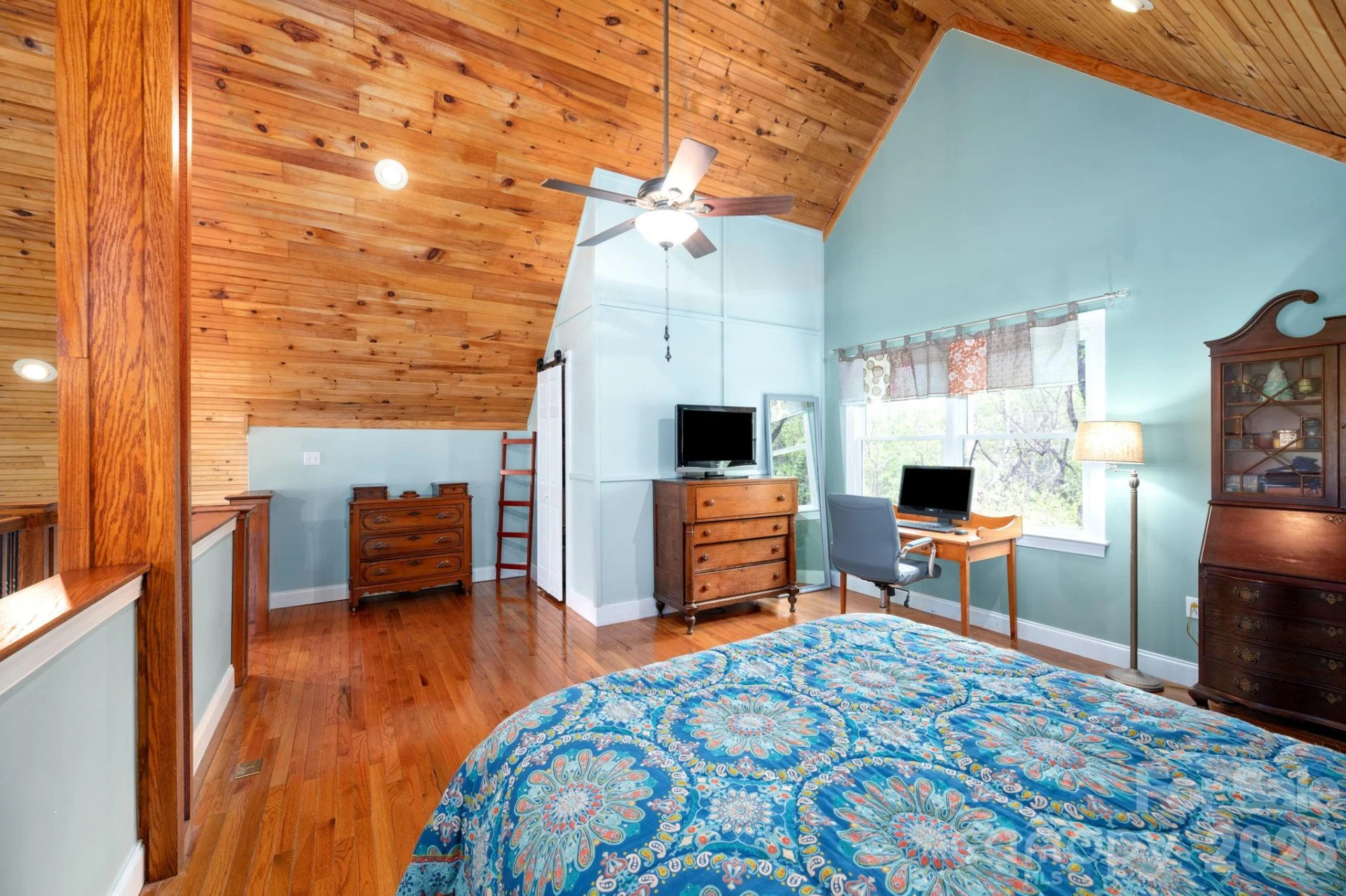 69 Heslar Way - Photo 17