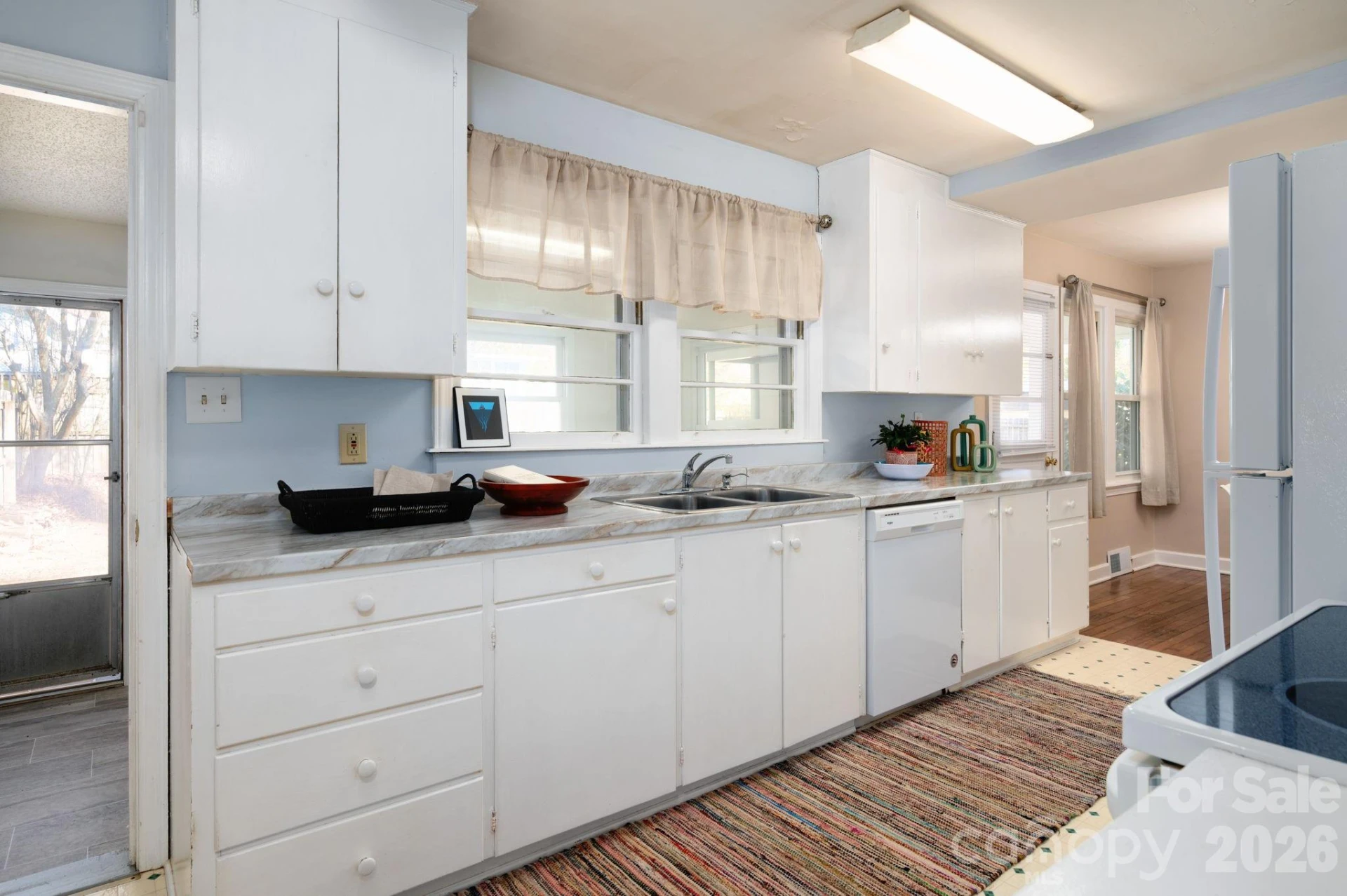 1 Linden Street - Photo 16