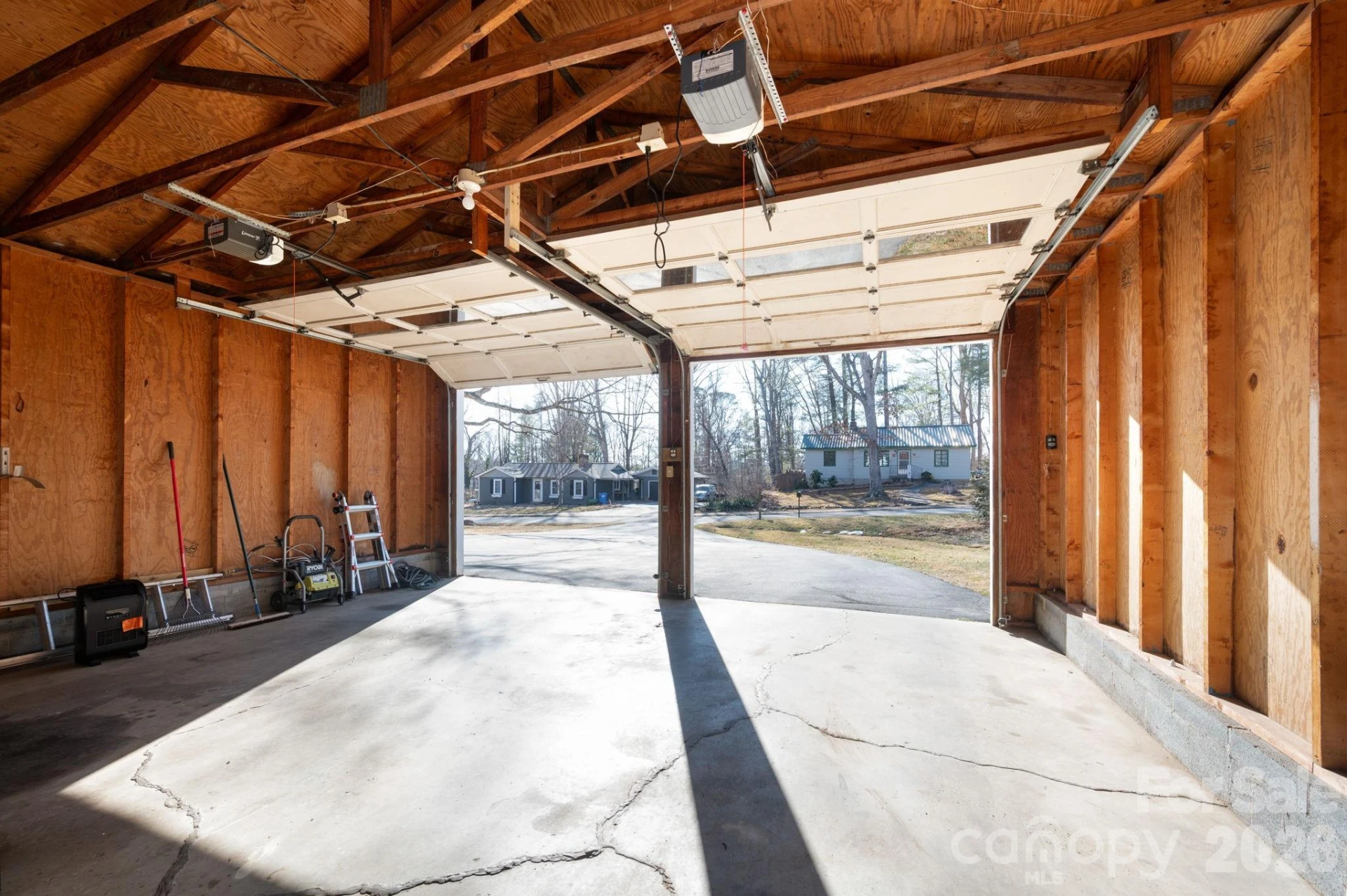 1 Linden Street - Photo 30