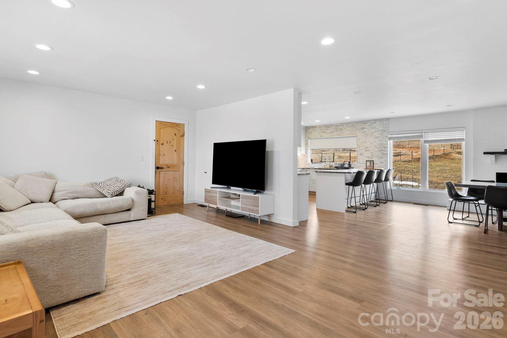 14 Selway Drive - Photo 3