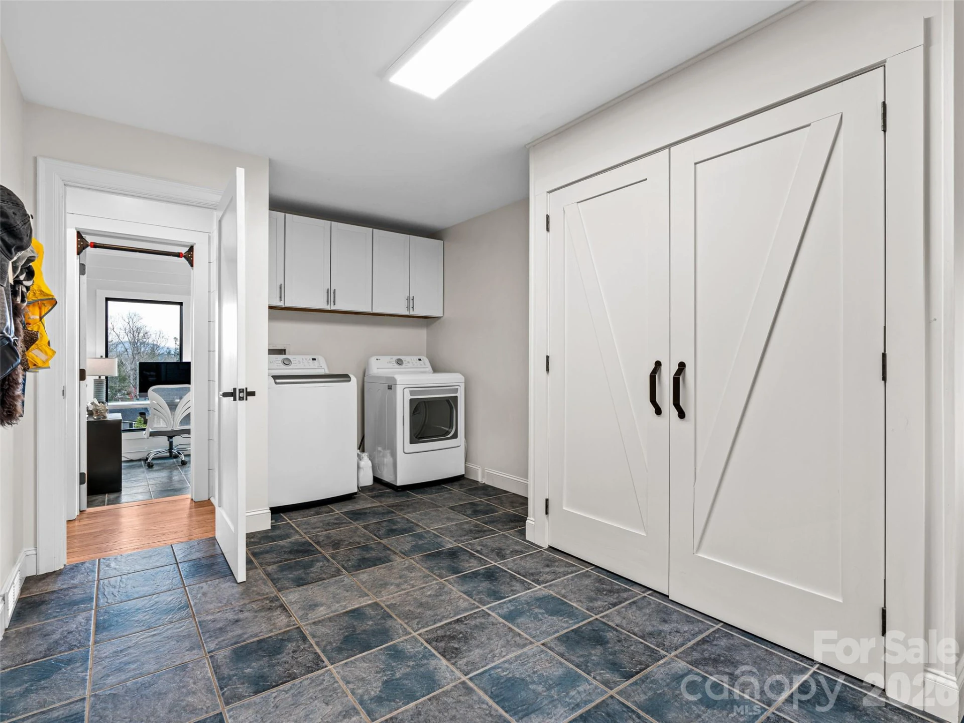 51 Forest Road - Photo 33