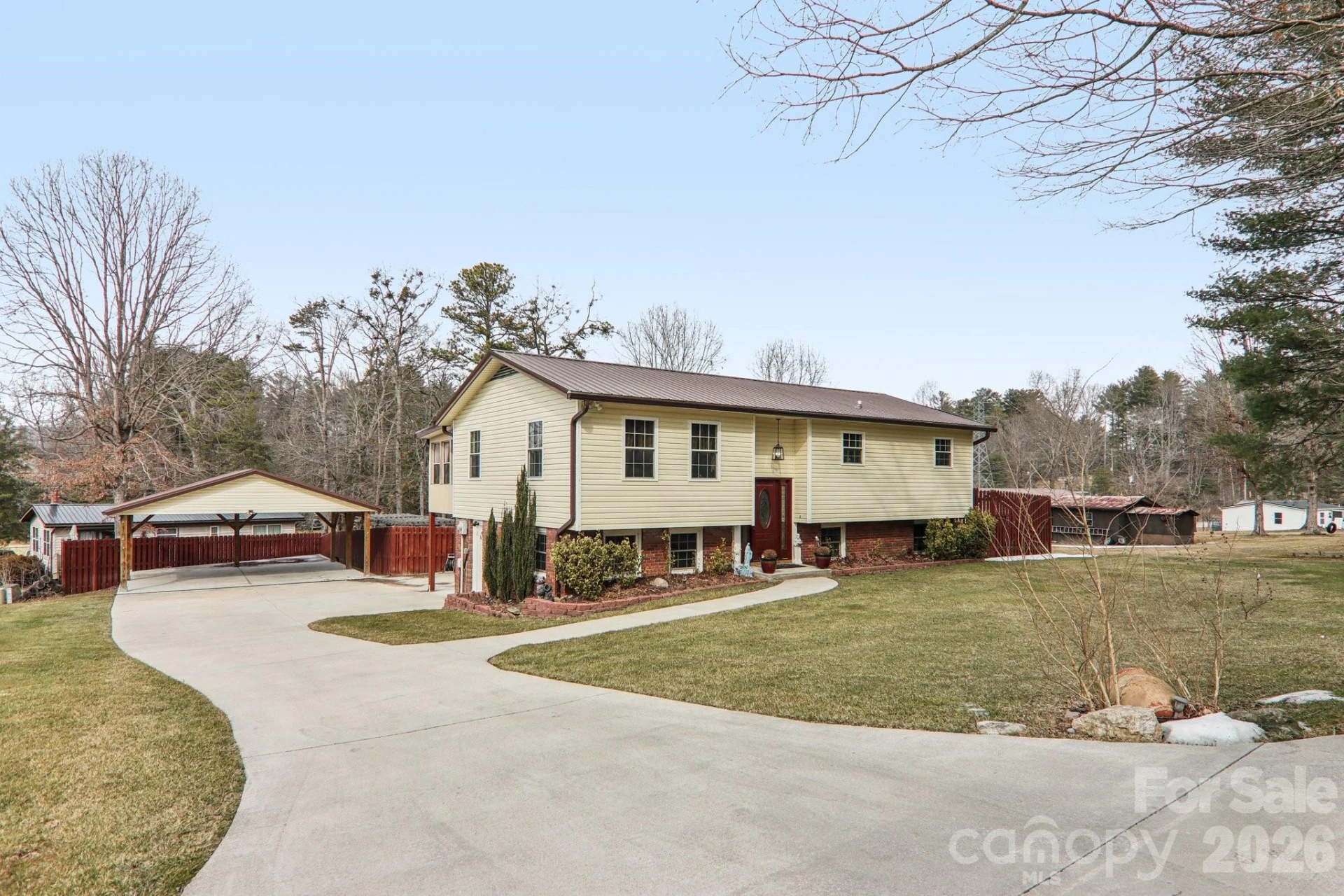 5 Granite Drive