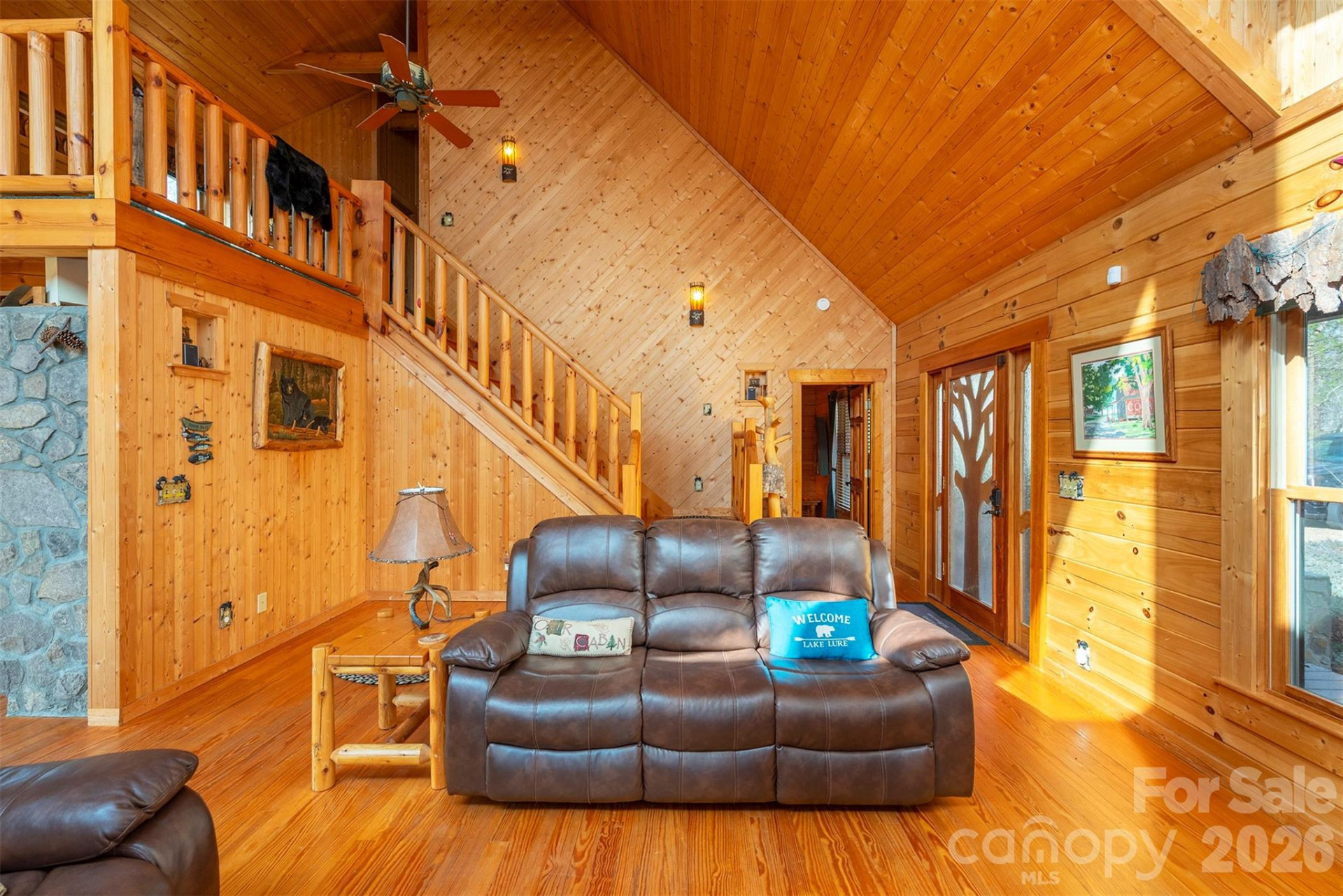 145 Flynn Court - Photo 4