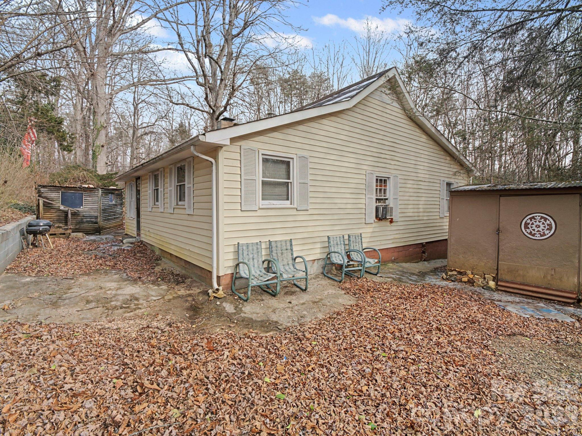 1526 Bills Creek Road - Photo 3