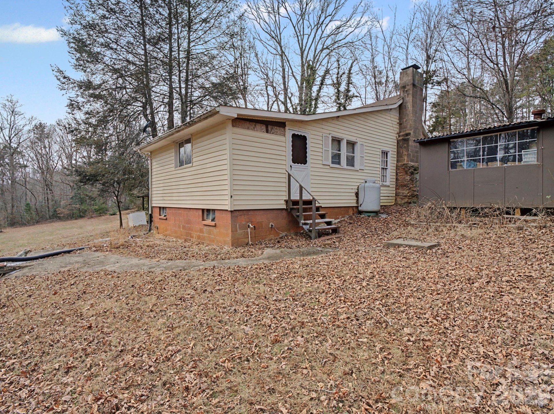 1526 Bills Creek Road - Photo 6